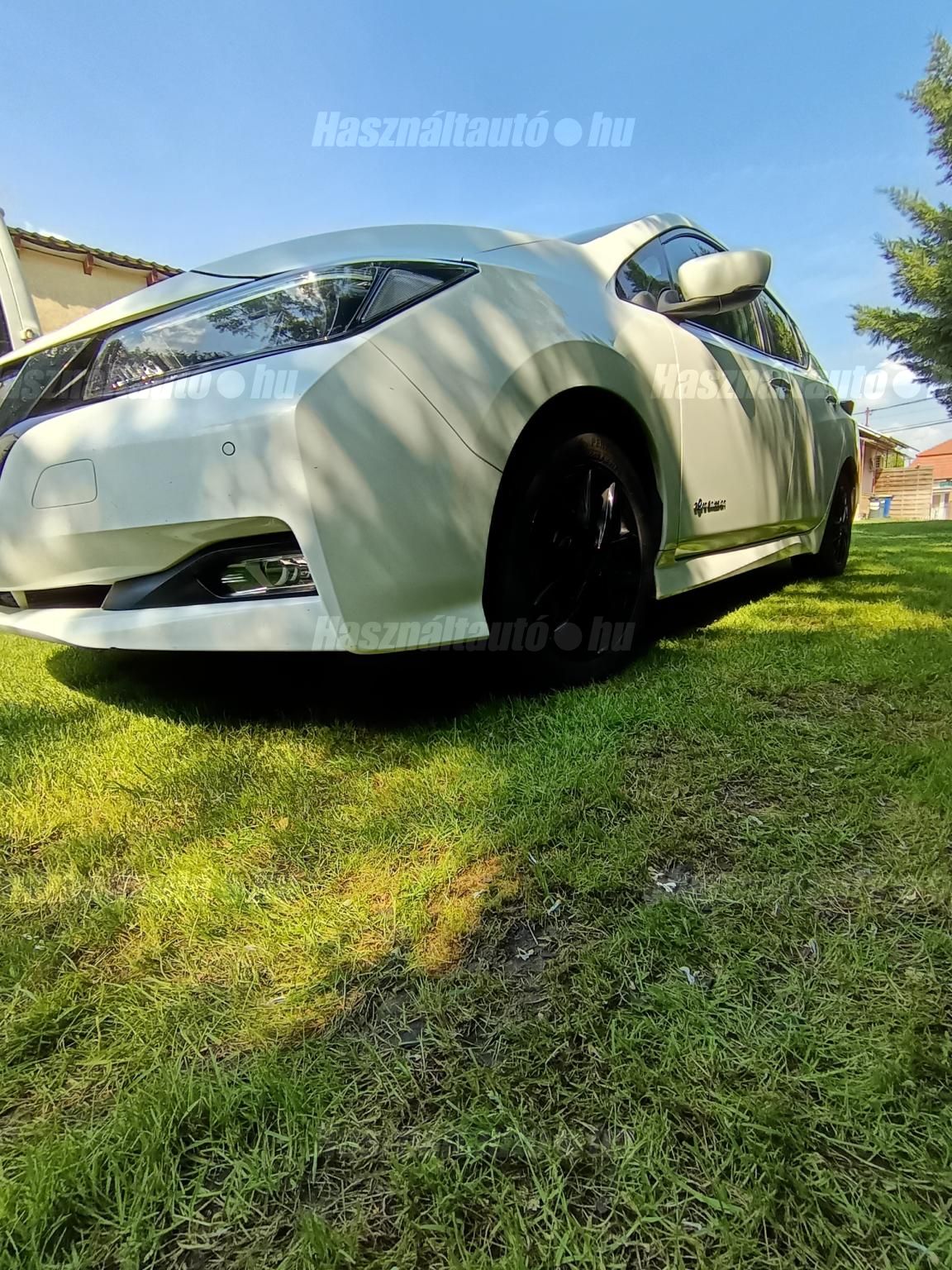 NISSAN LEAF 2018/7 - 1