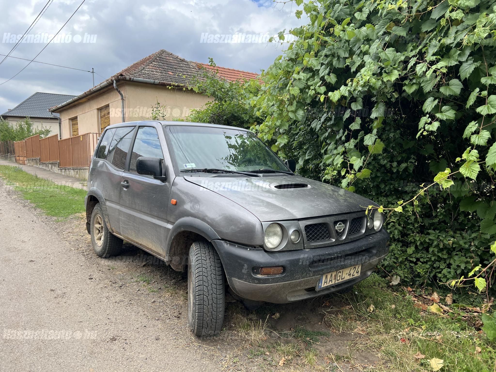 NISSAN TERRANO 1998/9 - 1