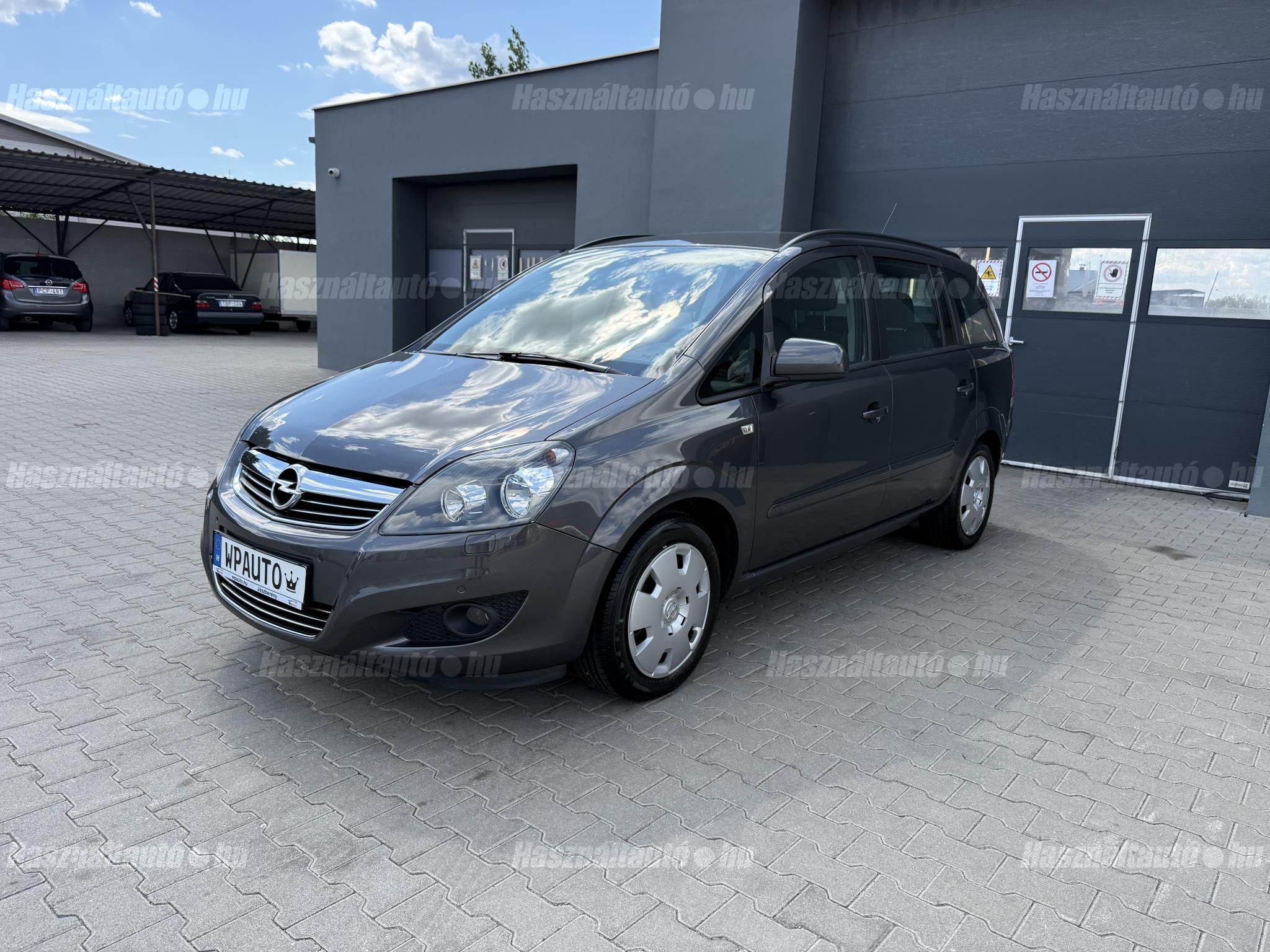 OPEL ZAFIRA B 2012/6 - 1