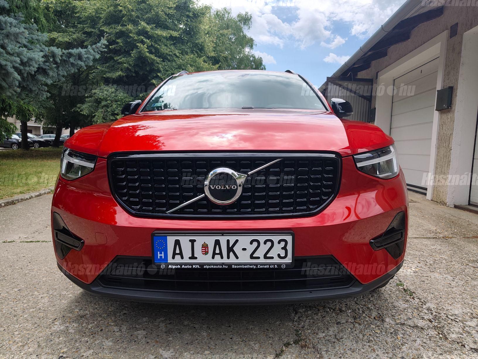 VOLVO XC40 2024/6 - 1