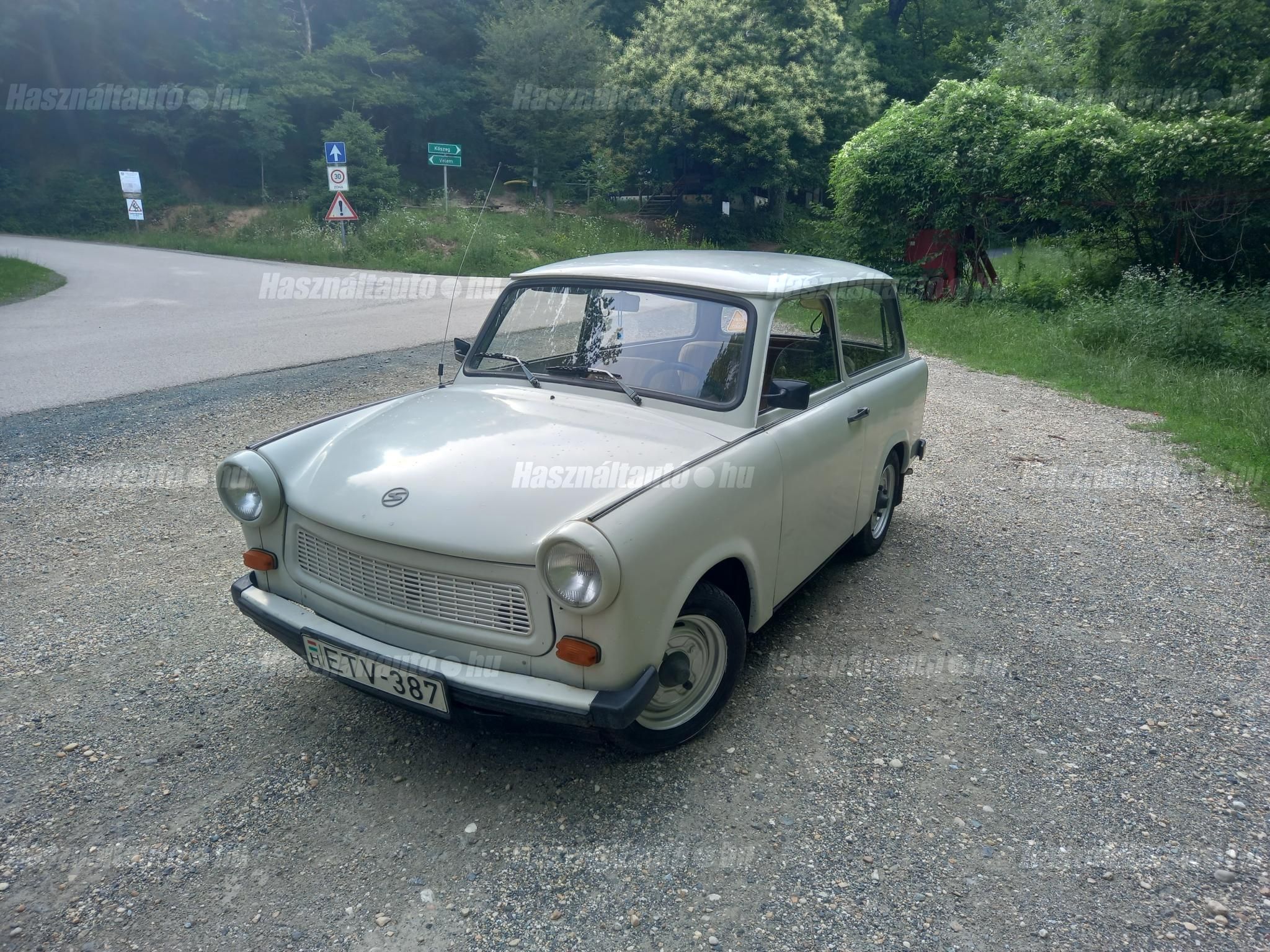 TRABANT 601 1988 - 1