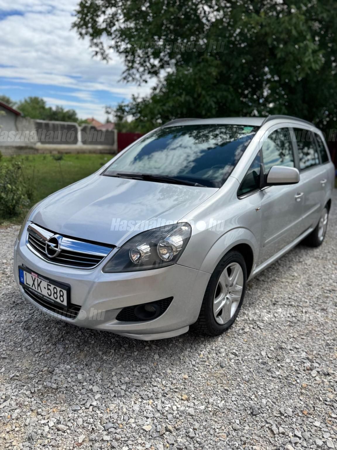 OPEL ZAFIRA B 2011/8 - 1