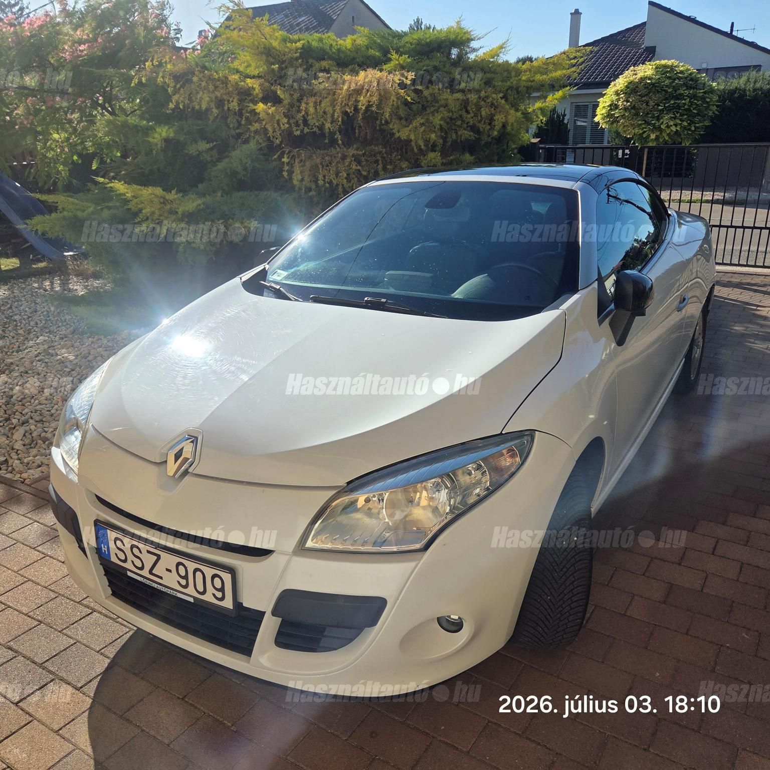 RENAULT MEGANE 2011 - 1