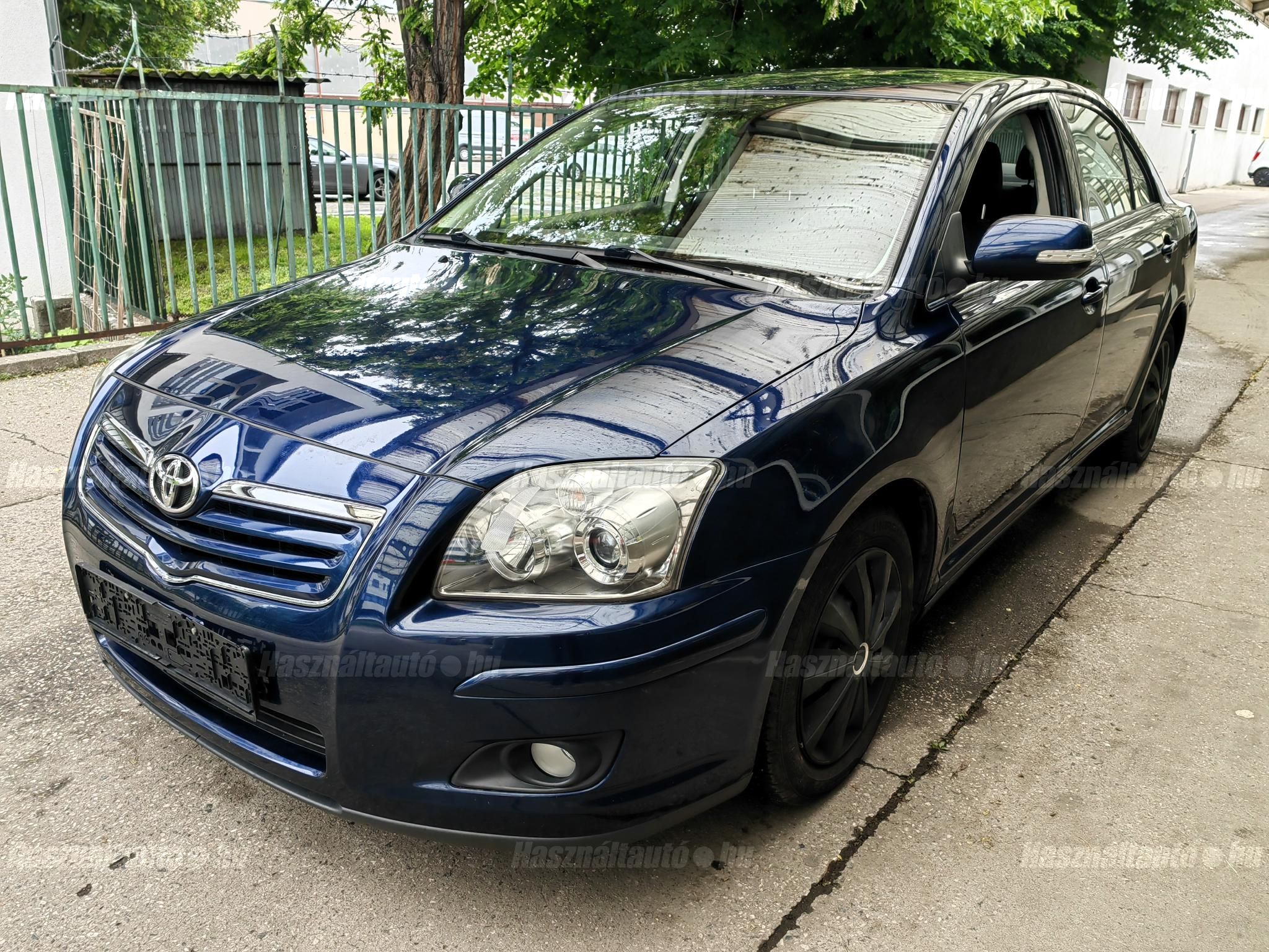 TOYOTA AVENSIS 2008/10 - 1