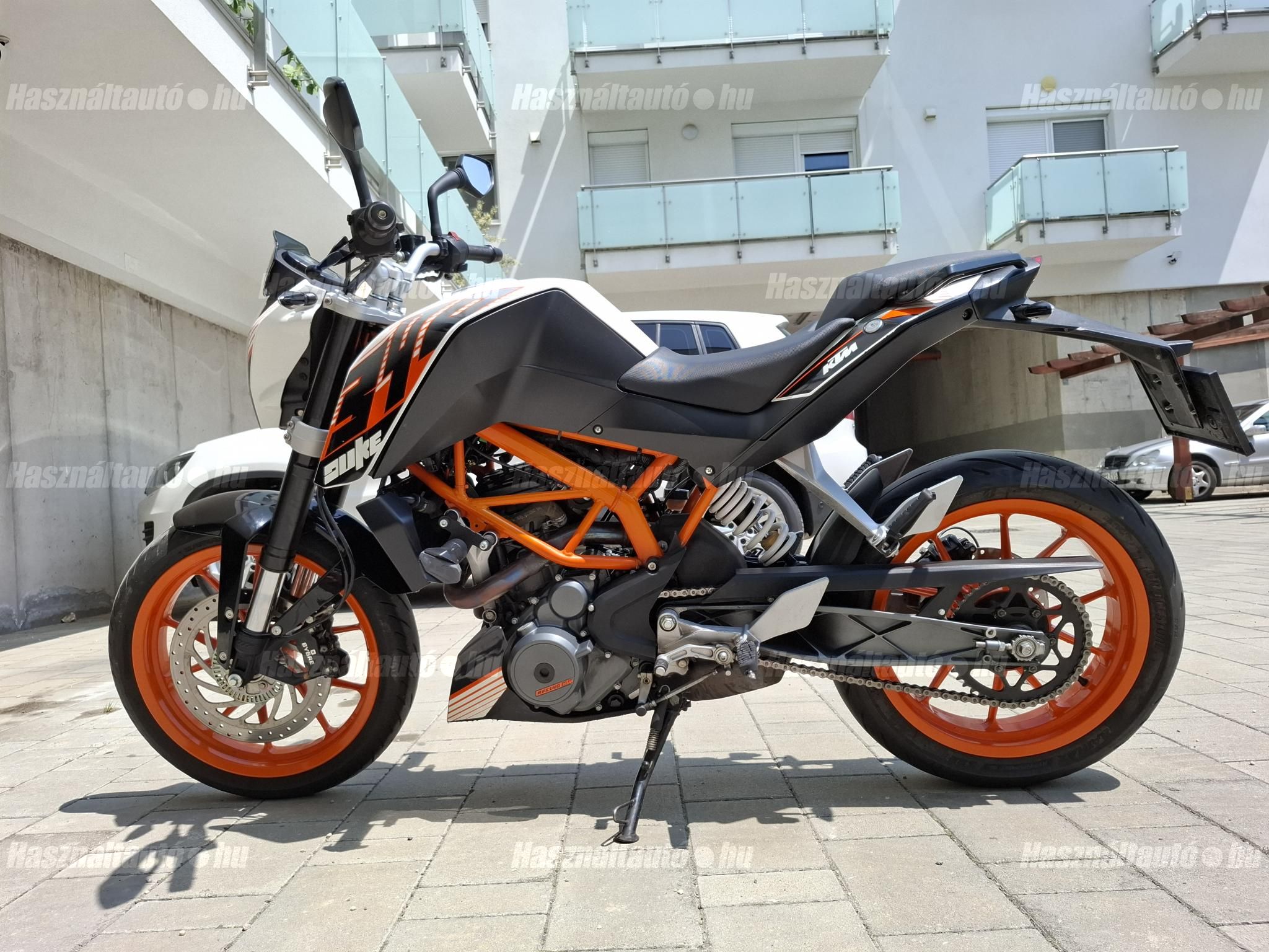 KTM 390 DUKE 2013/9 - 1