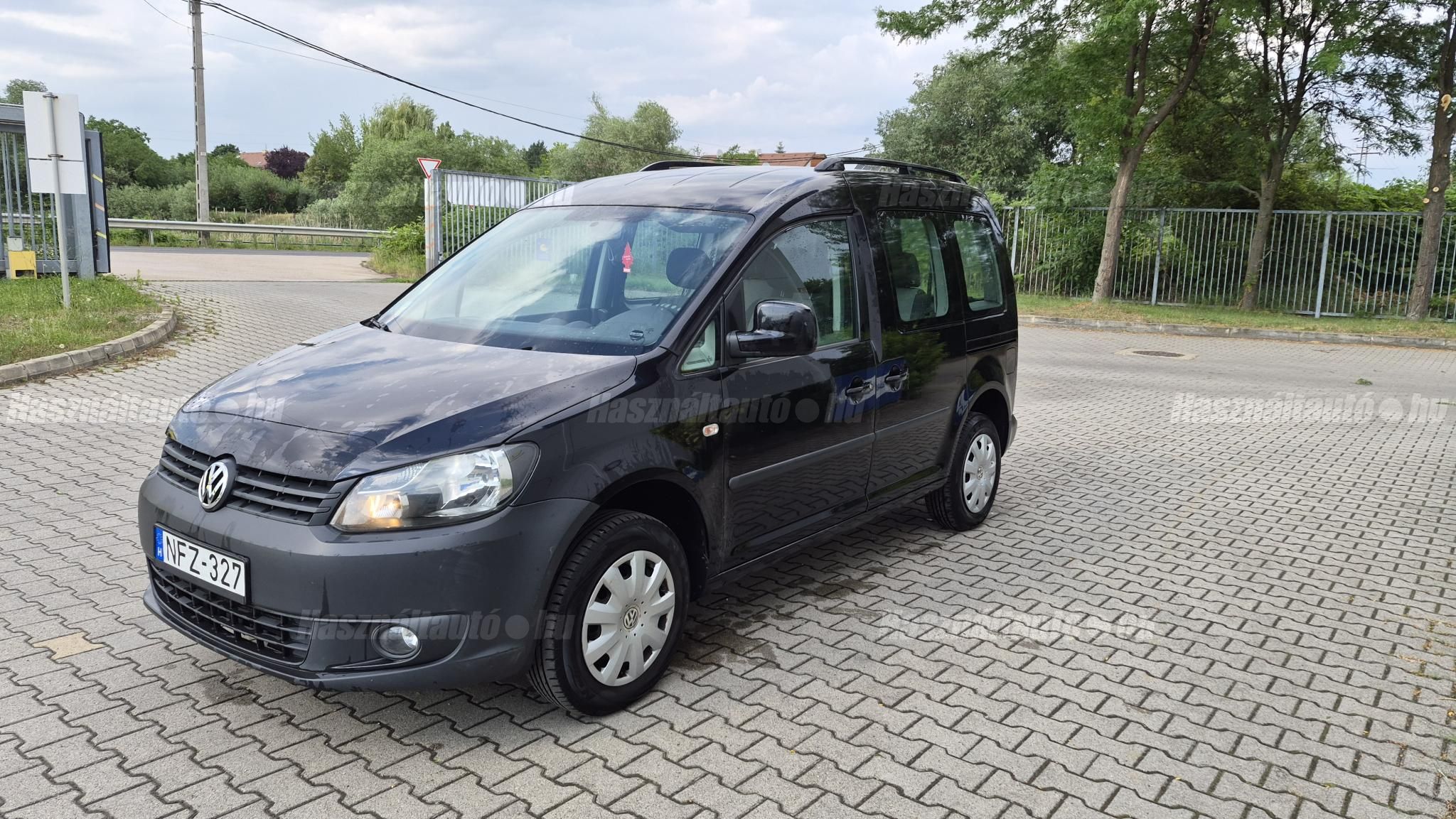 VOLKSWAGEN CADDY 2011/12 - 1