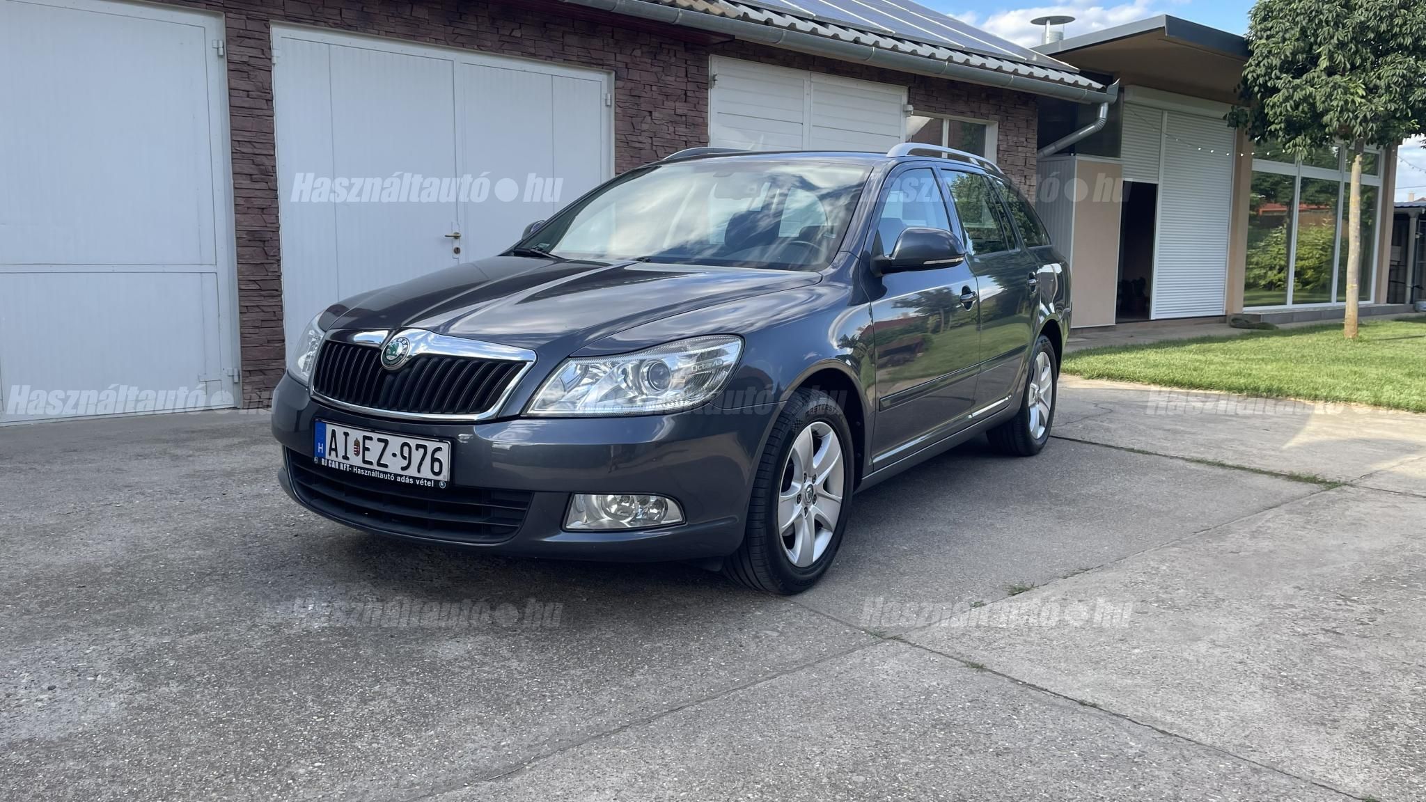 SKODA OCTAVIA 2011 - 1