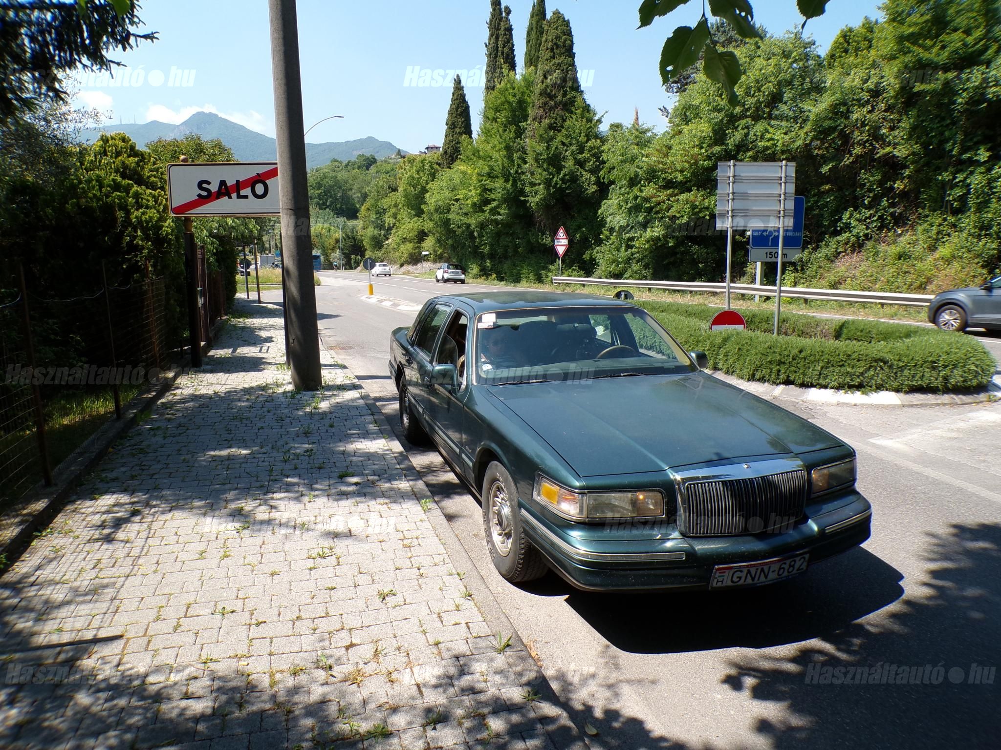 LINCOLN TOWN CAR 1996/1 - 1