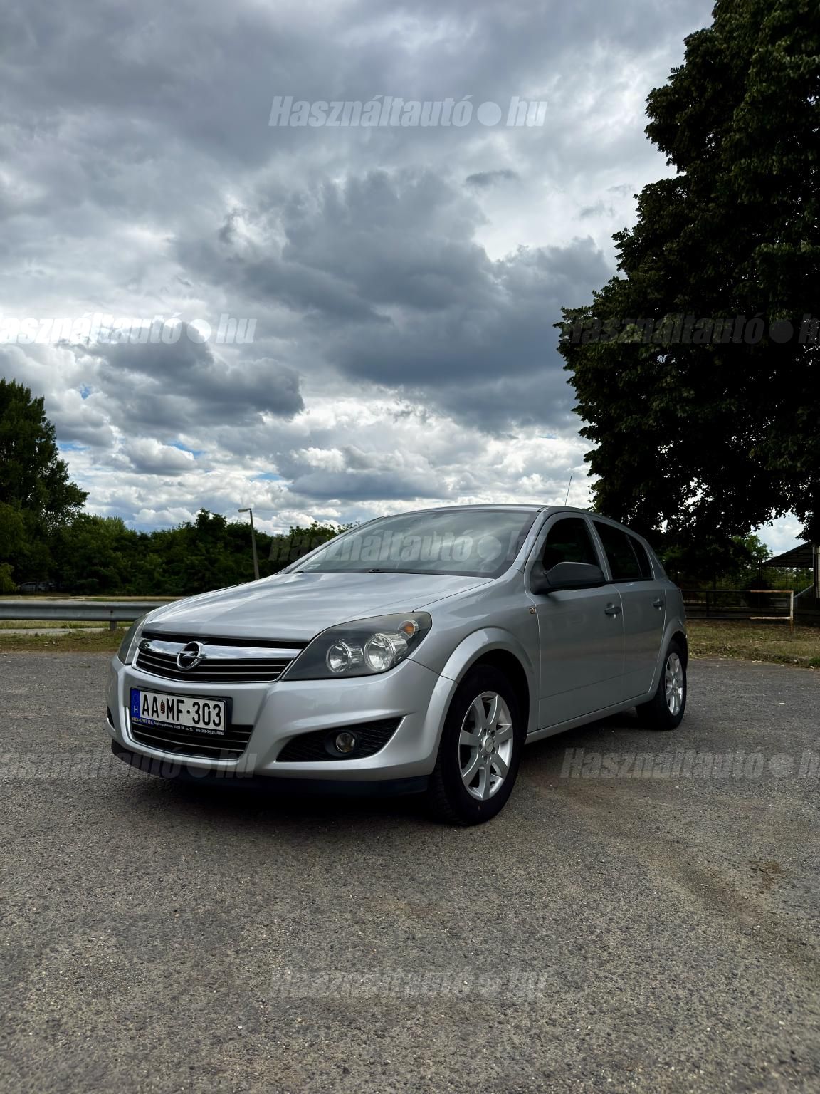 OPEL ASTRA H 2009/7 - 1