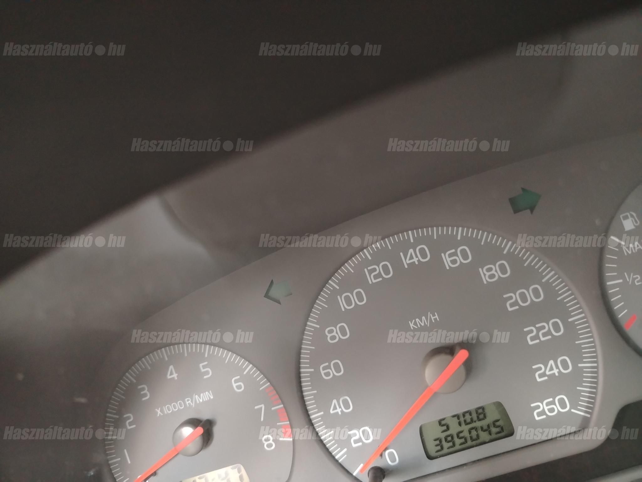 VOLVO S40 2002 - 1