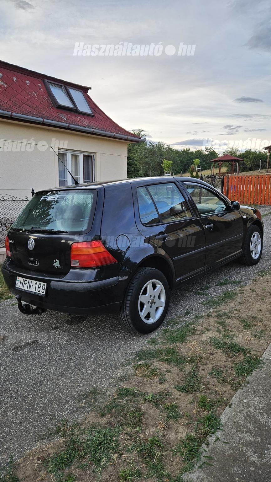 VOLKSWAGEN GOLF IV 2001/5 - 1