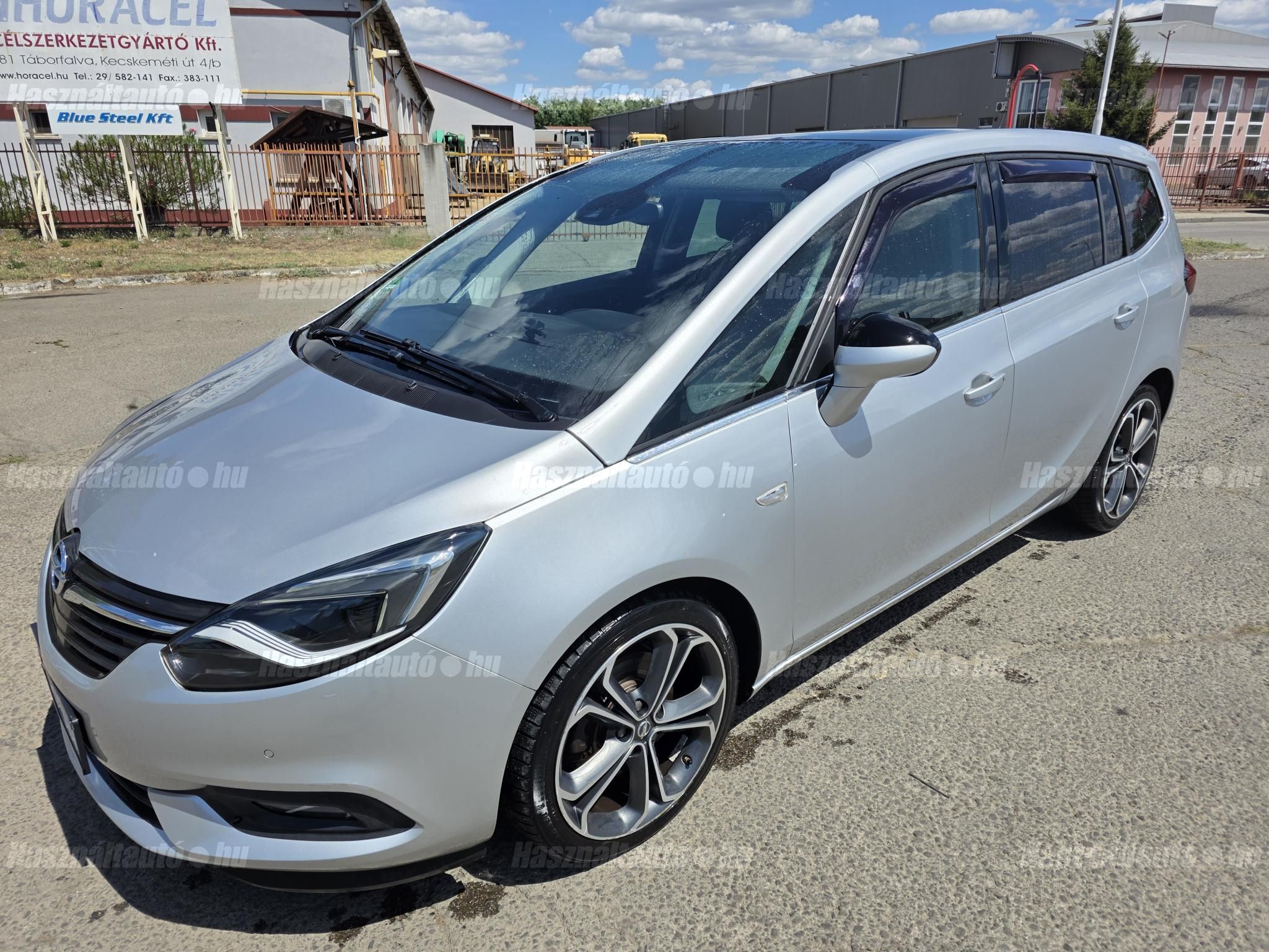 OPEL ZAFIRA TOURER 2018/12 - 1