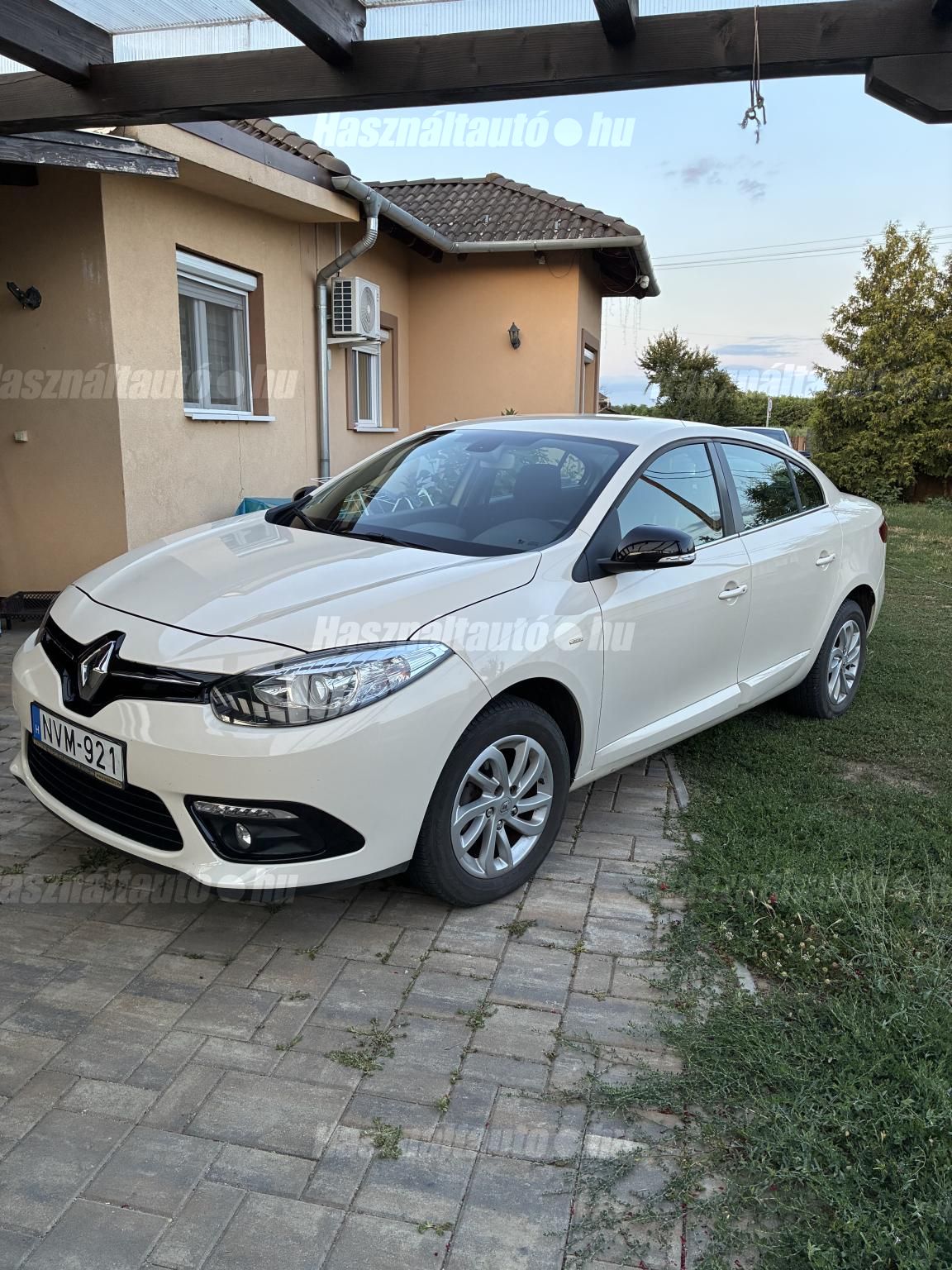 RENAULT FLUENCE 2016/9 - 1
