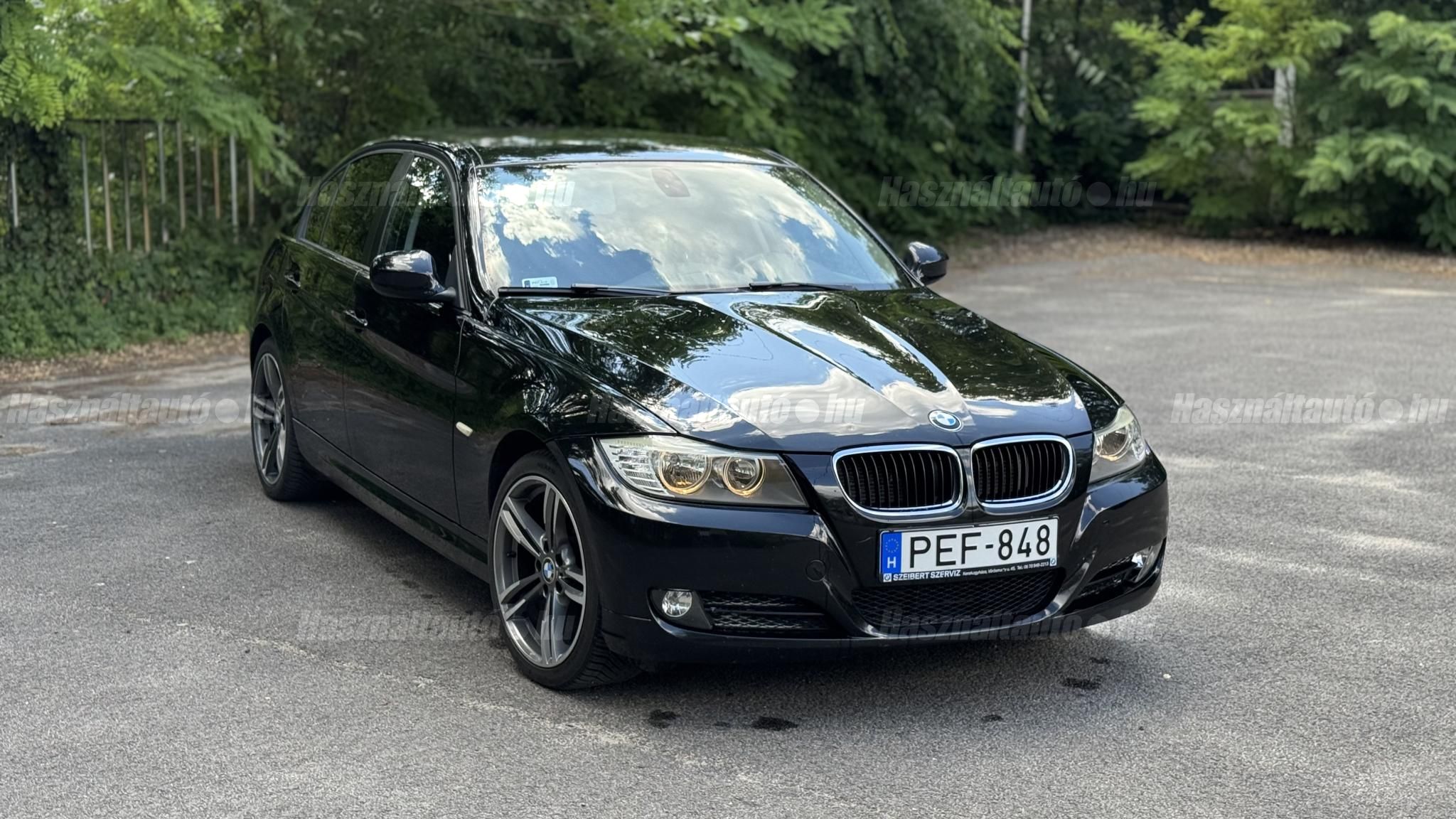 BMW 318 2010/5 - 1