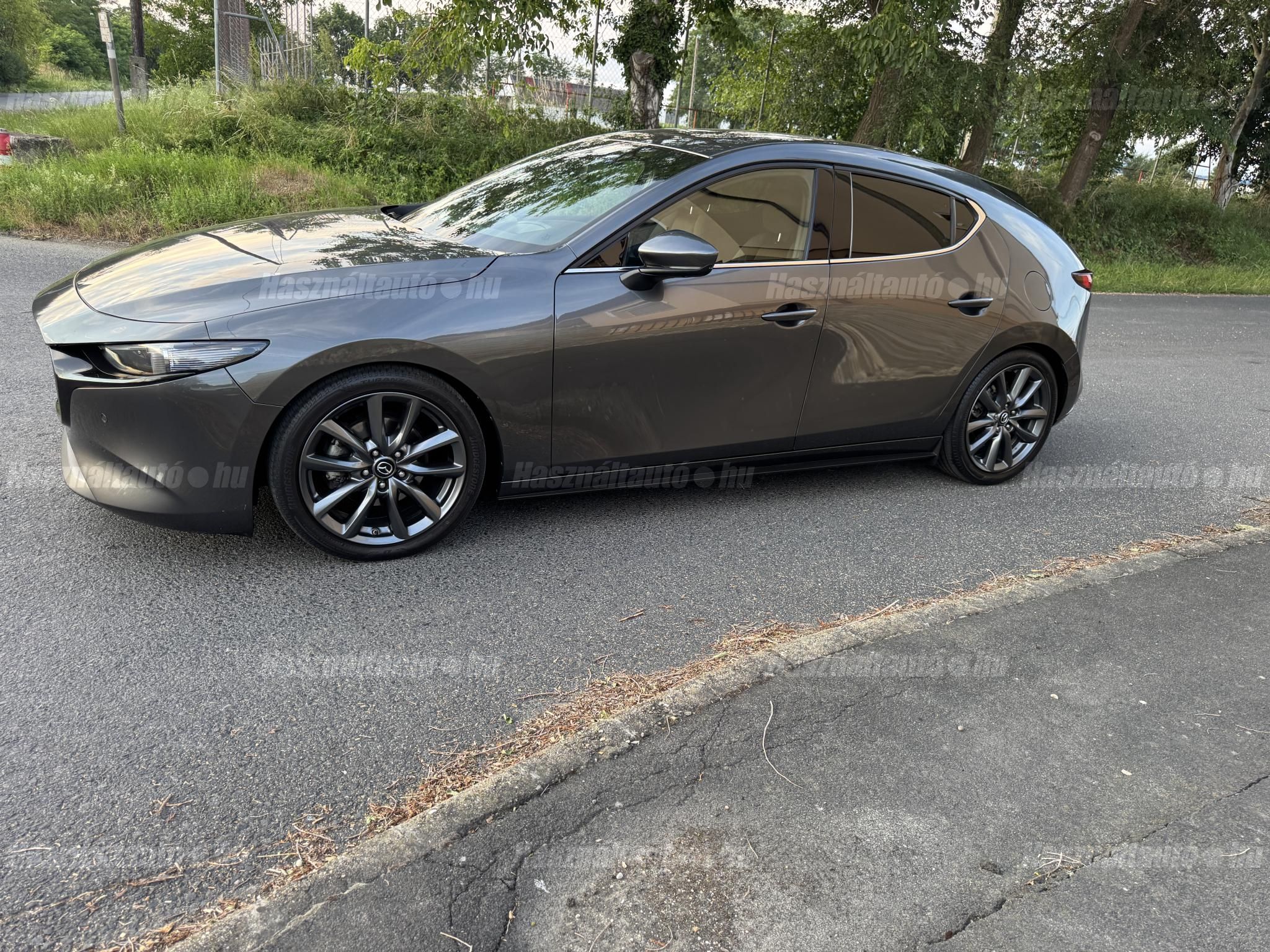 MAZDA 3 2019/10 - 1