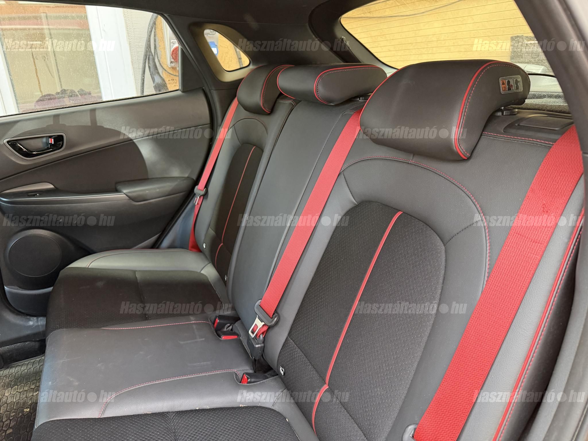 HYUNDAI KONA 2018/5 - 1