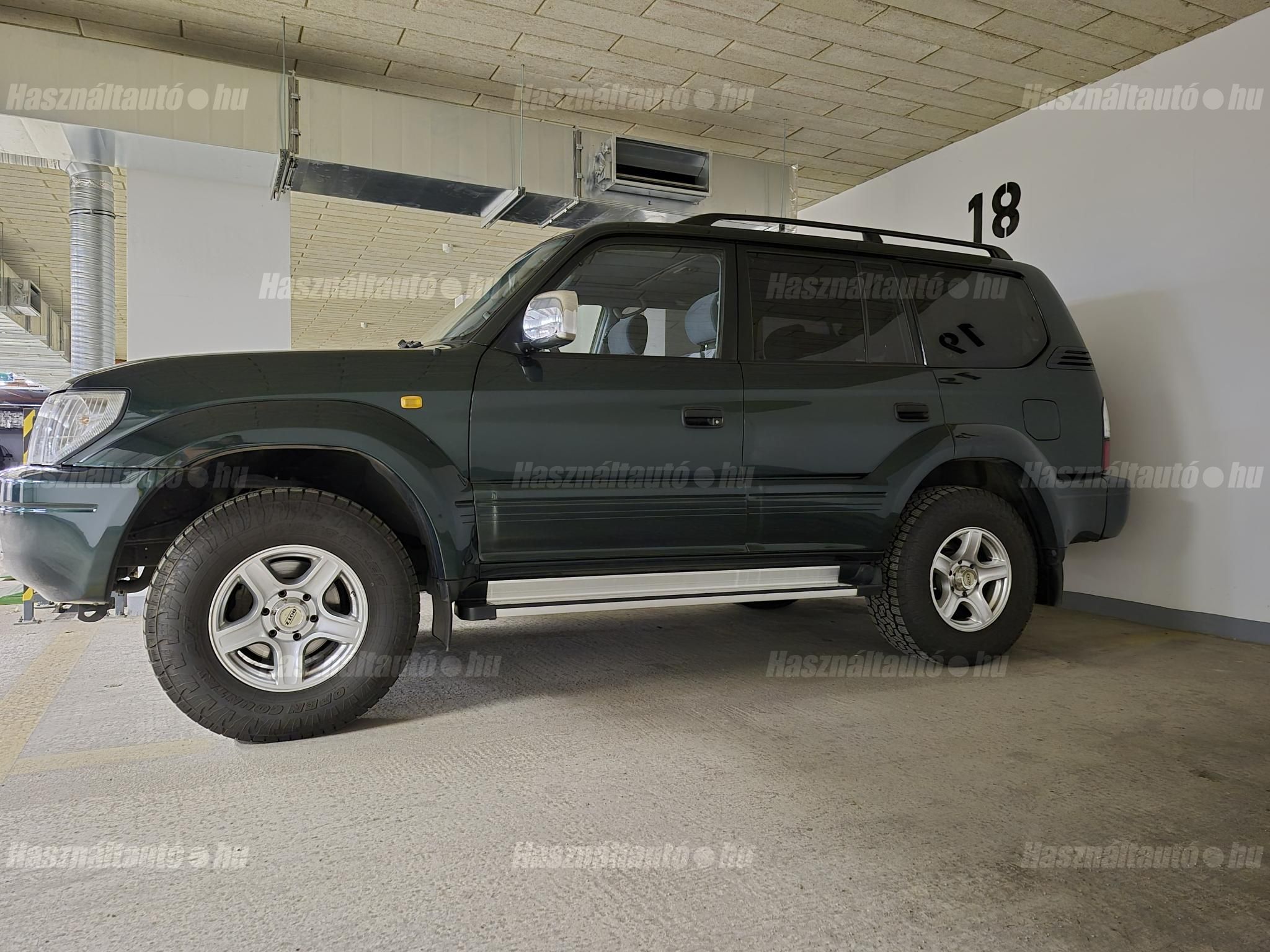 TOYOTA LAND CRUISER 2002 - 1