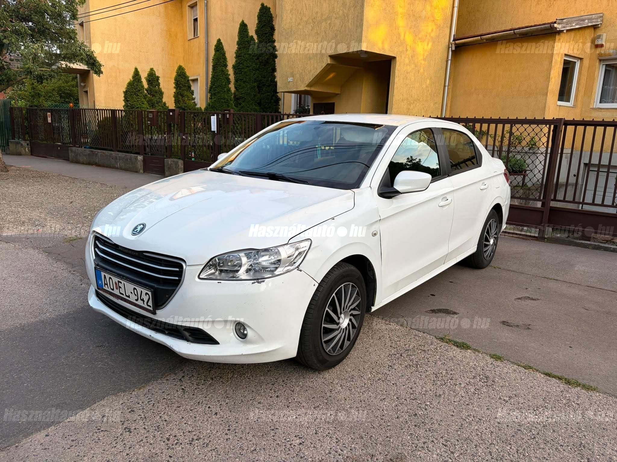 PEUGEOT 301 2015/12 - 1