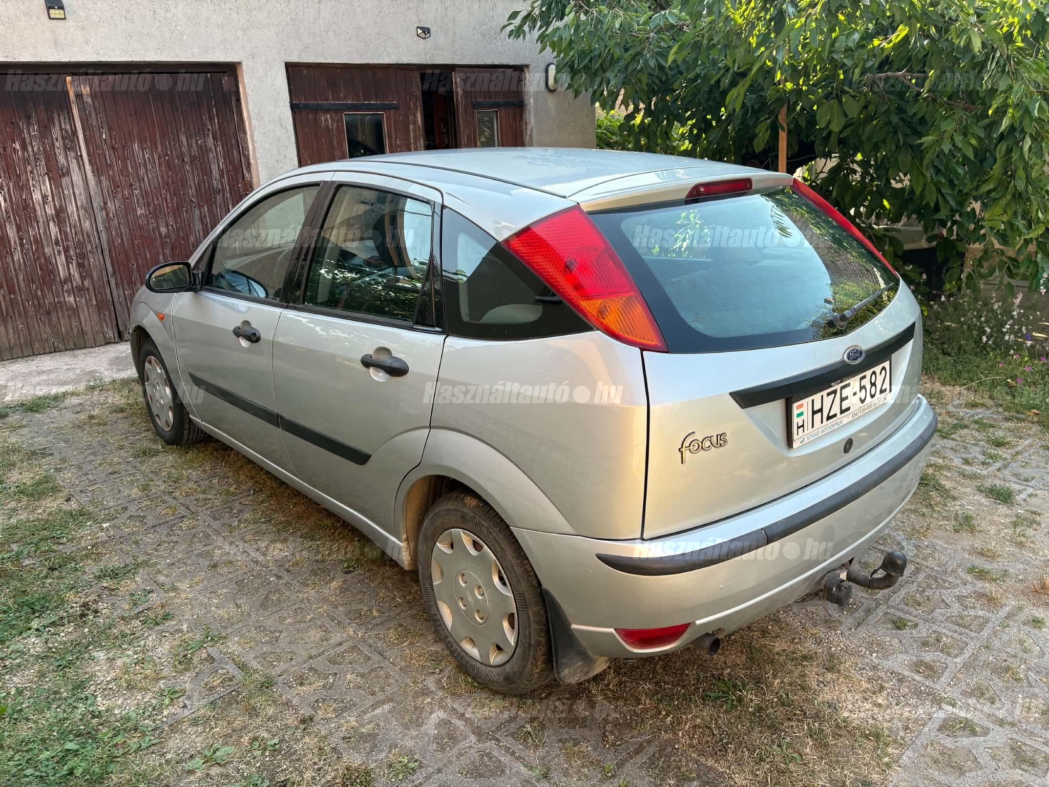 FORD FOCUS 2002/4 - 1