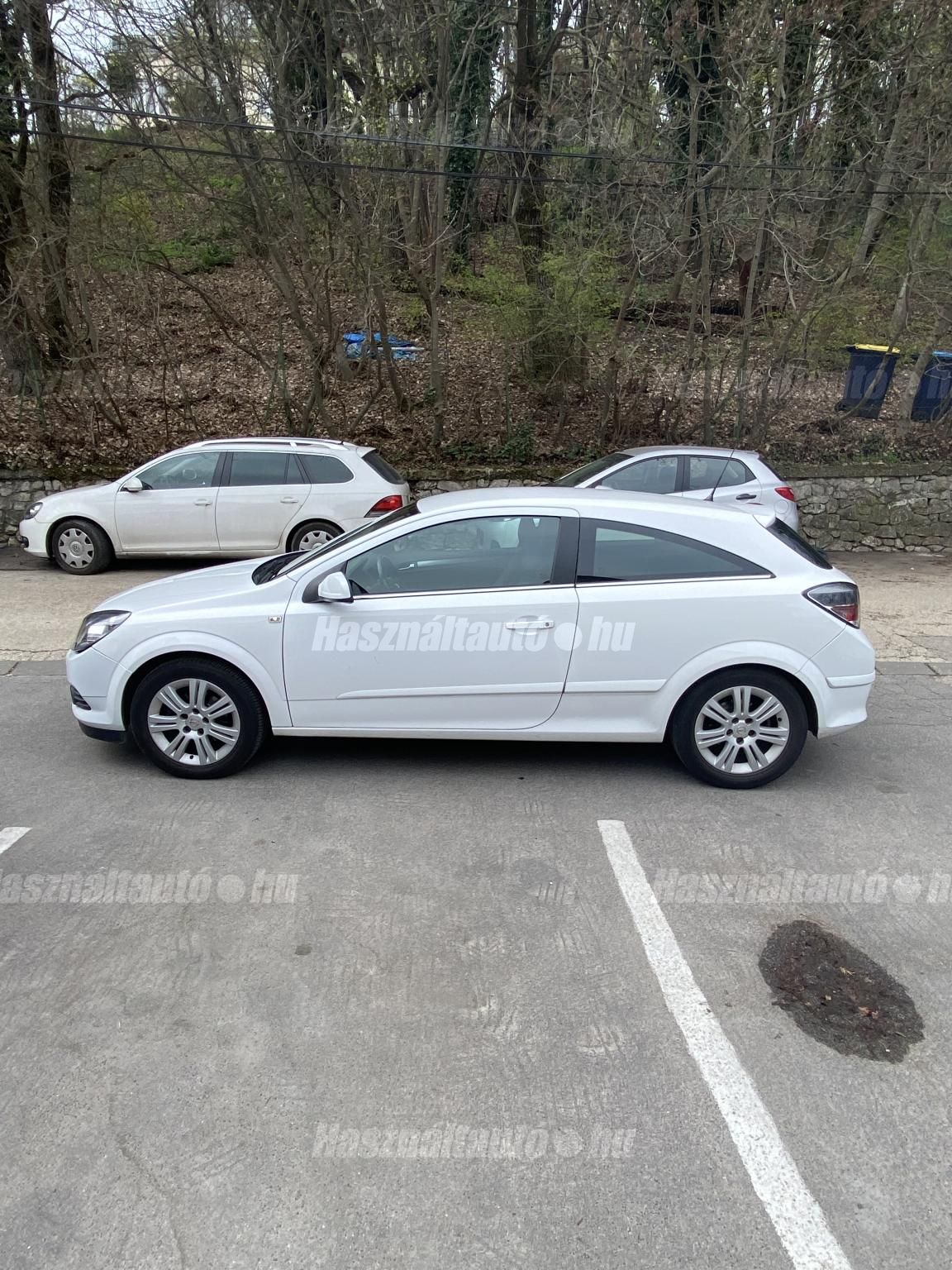 OPEL ASTRA H 2010/5 - 1