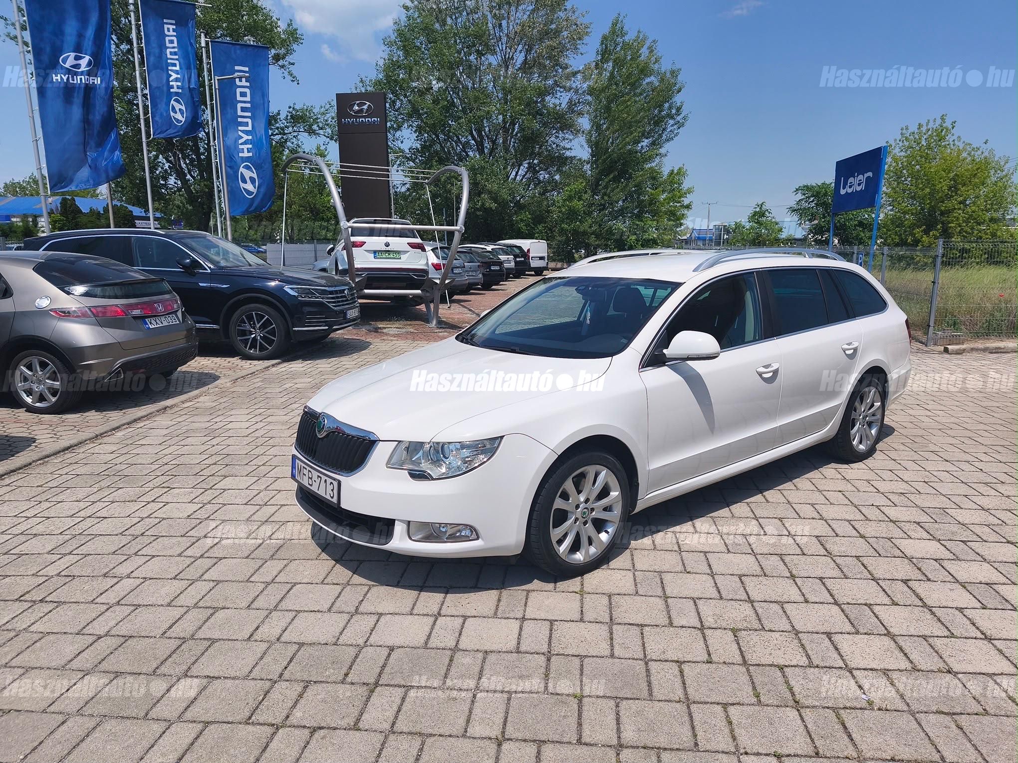 SKODA SUPERB 2012/11 - 1