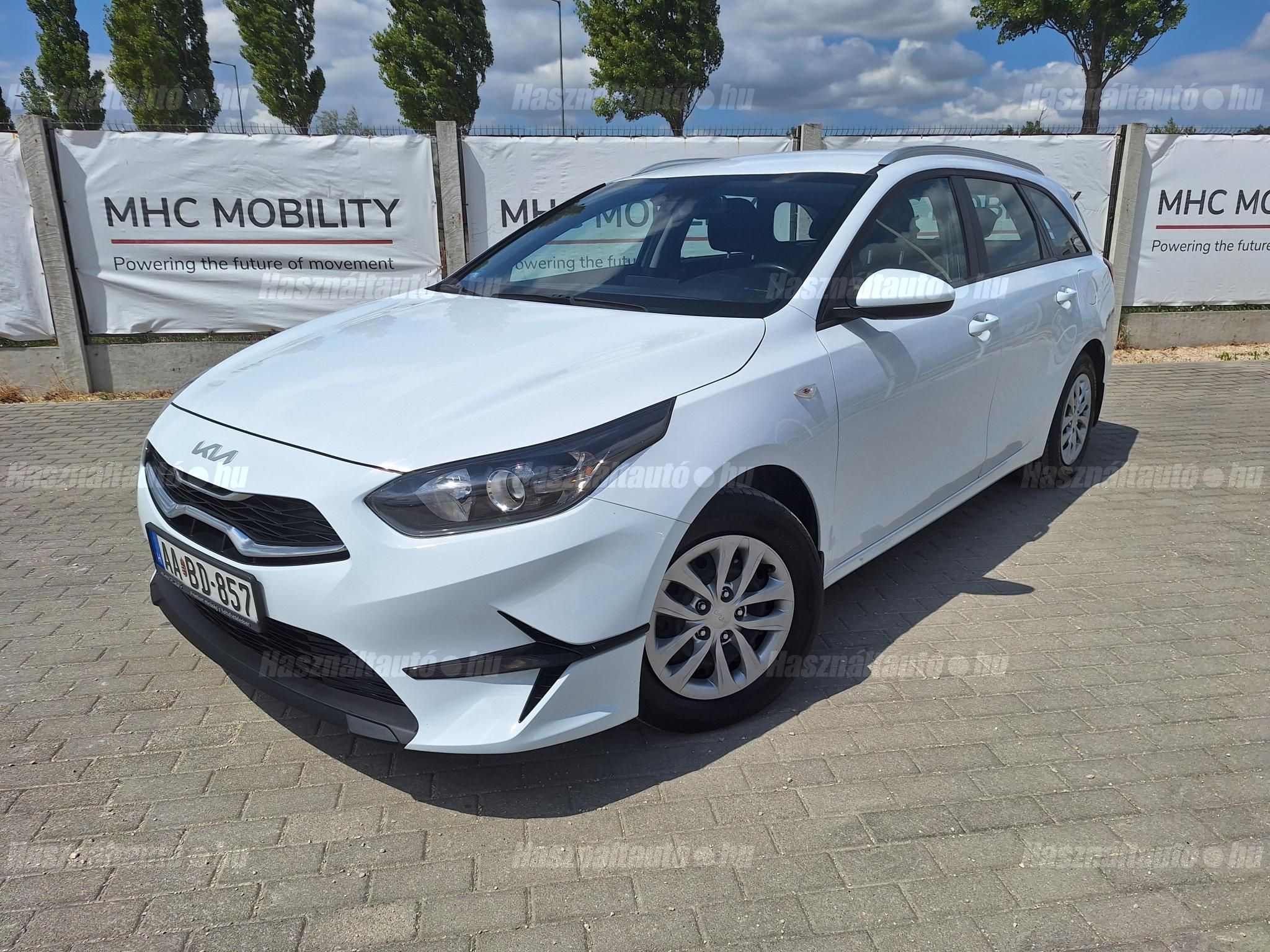 KIA CEE'D 2022/8 - 1