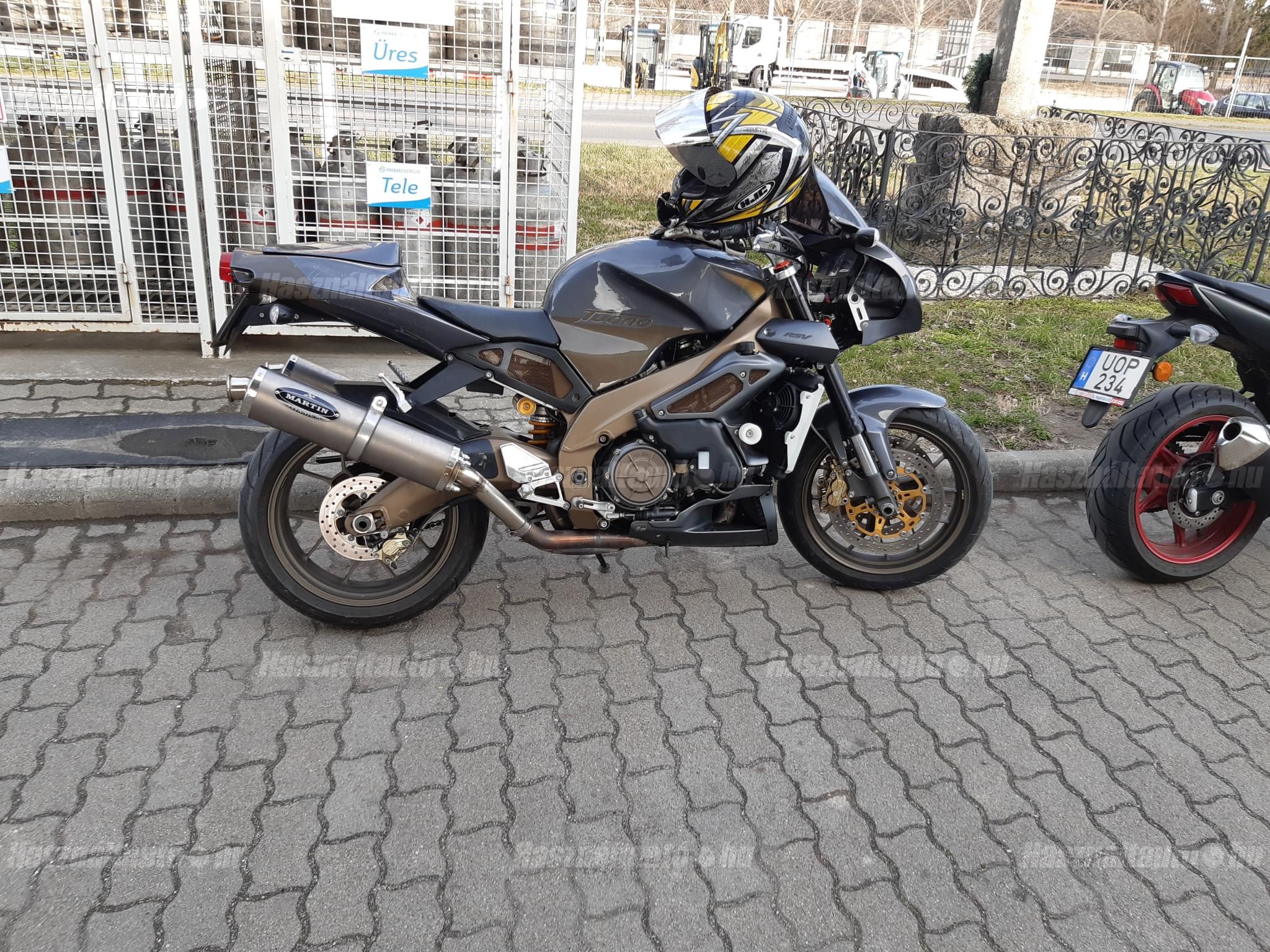 APRILIA TUONO 1000 2003/6 - 1
