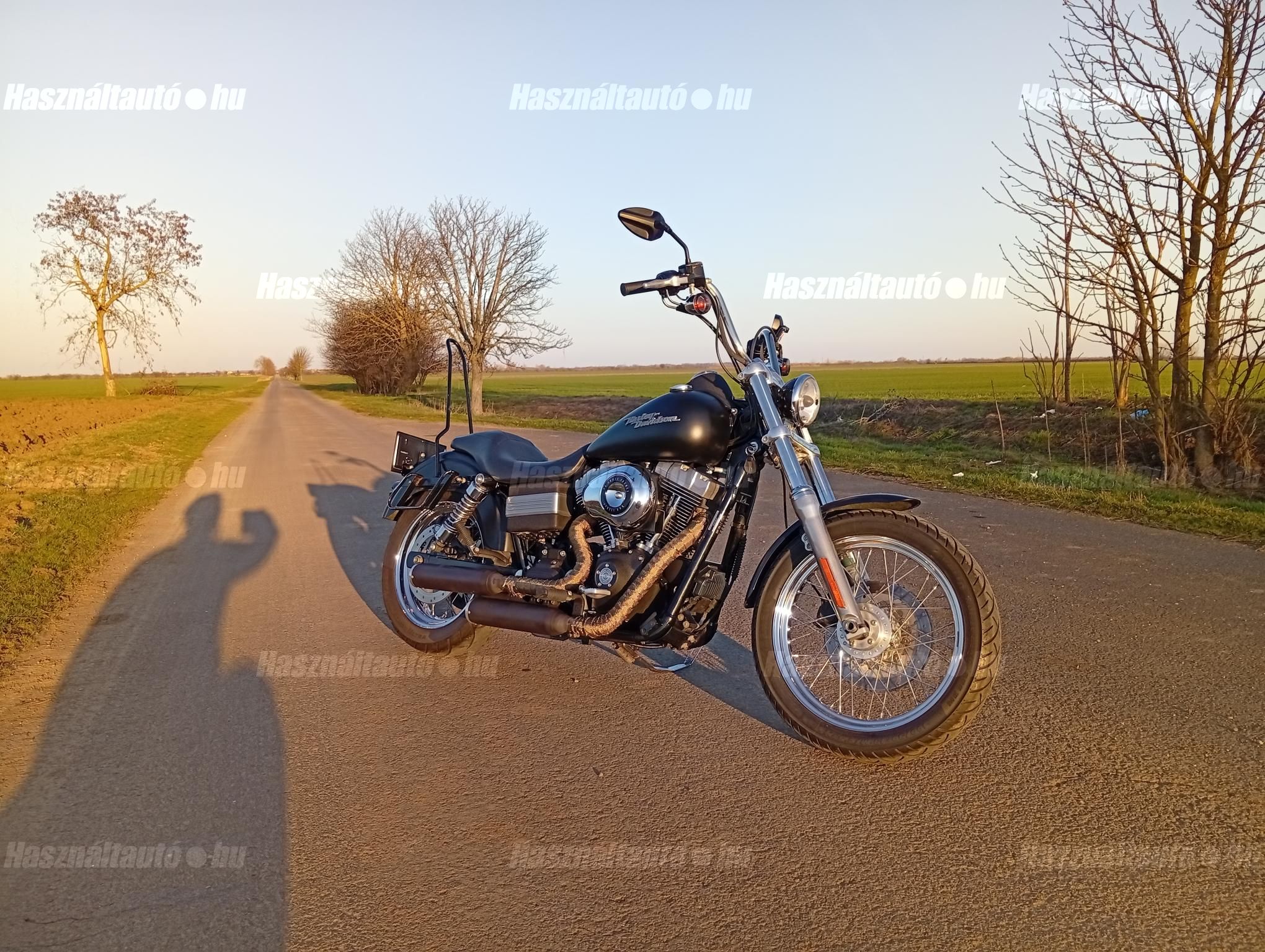HARLEY-DAVIDSON DYNA STREET BOB 2007/1 - 1