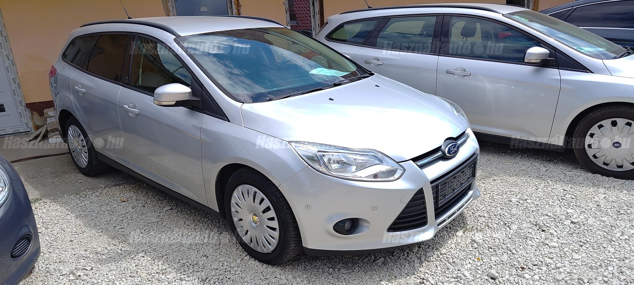 FORD FOCUS 2013/10 - 1
