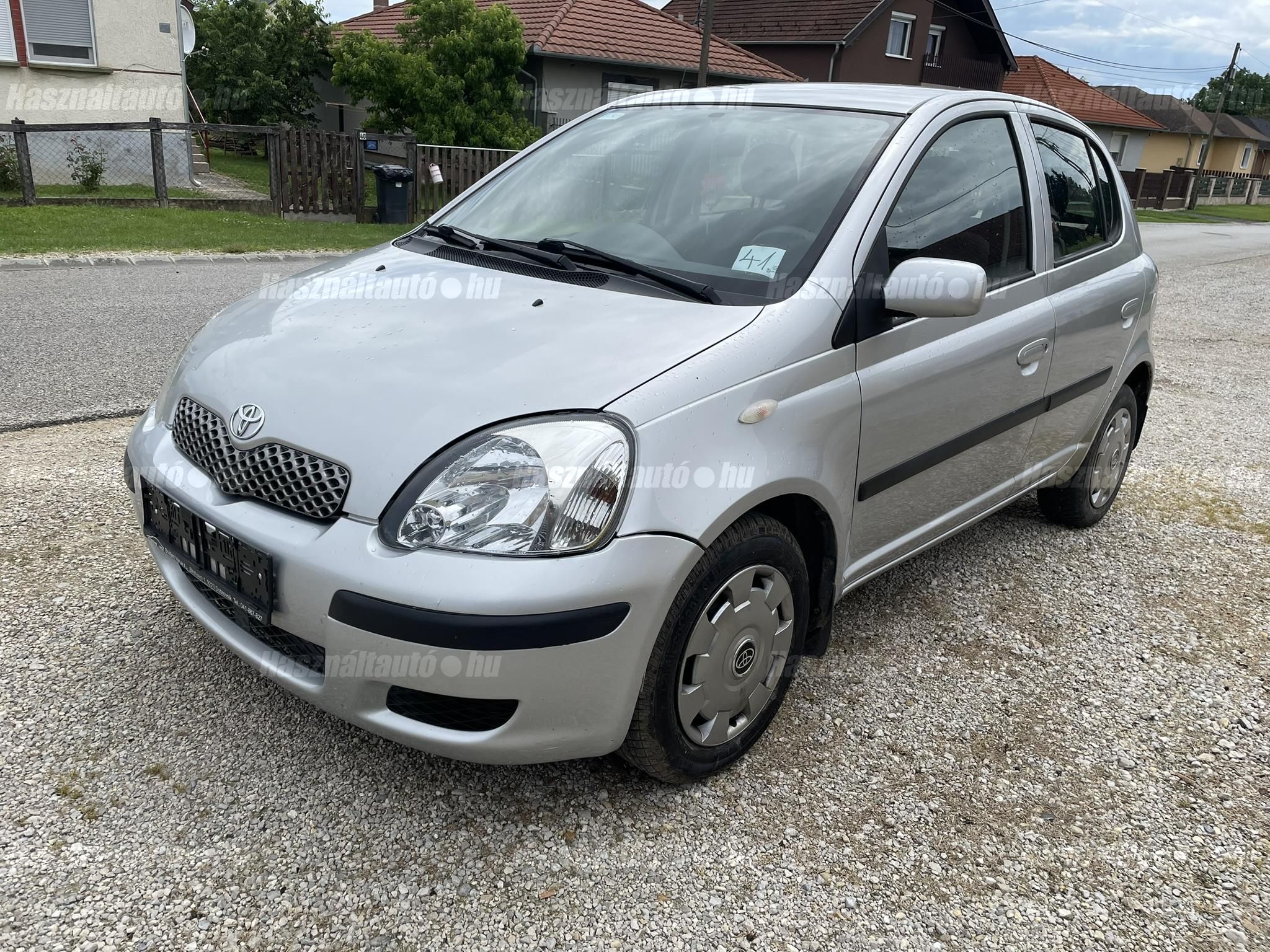 TOYOTA YARIS 2003 - 1