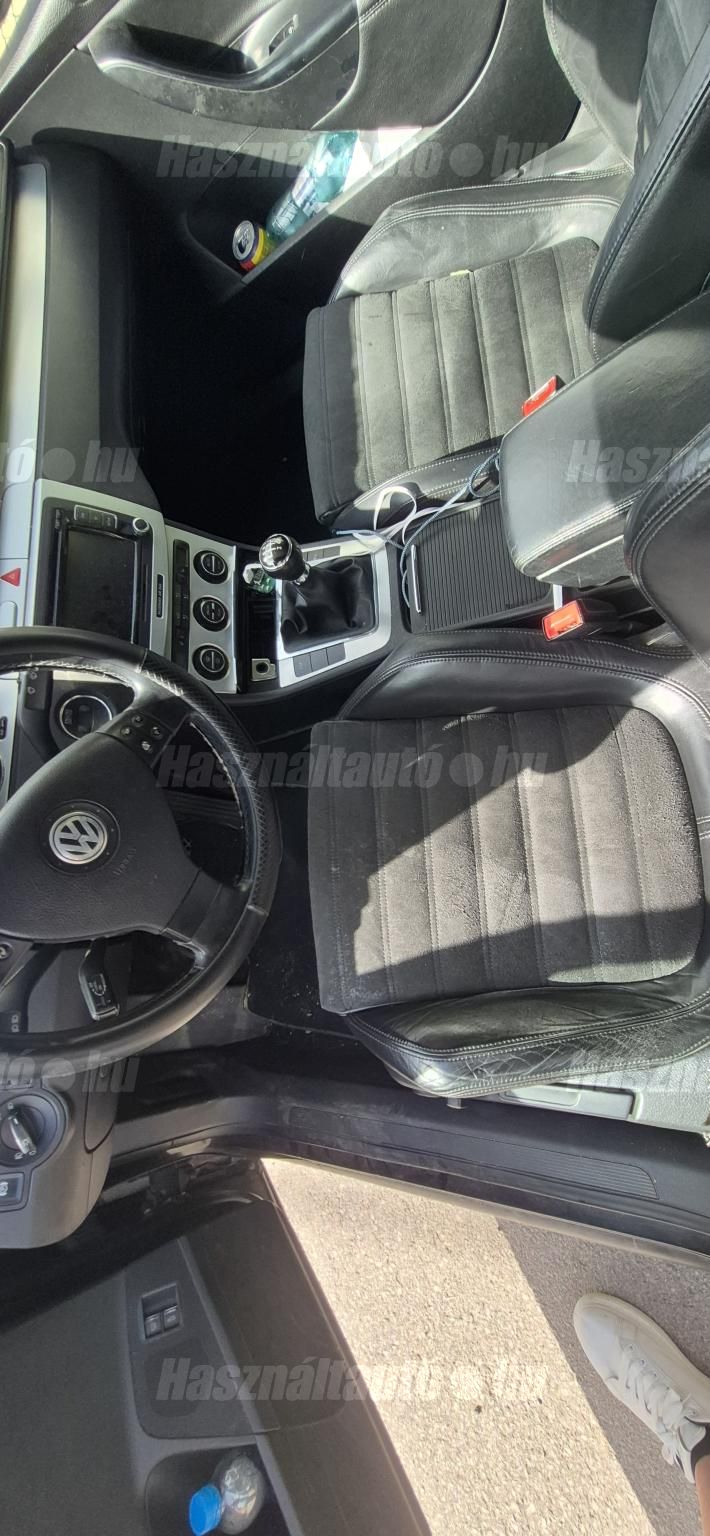 VOLKSWAGEN PASSAT 2006/9 - 1