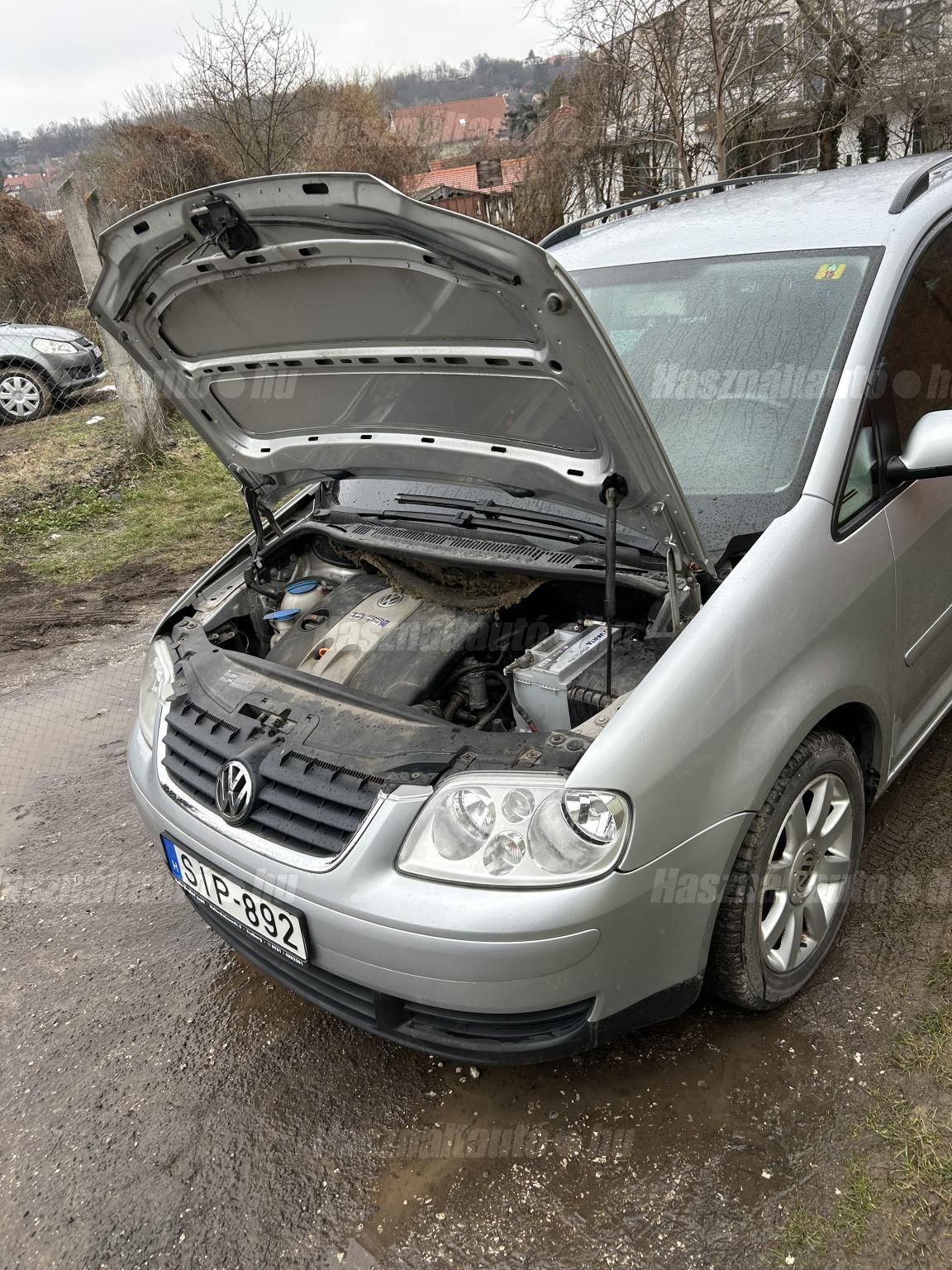 VOLKSWAGEN TOURAN 2003/11 - 1