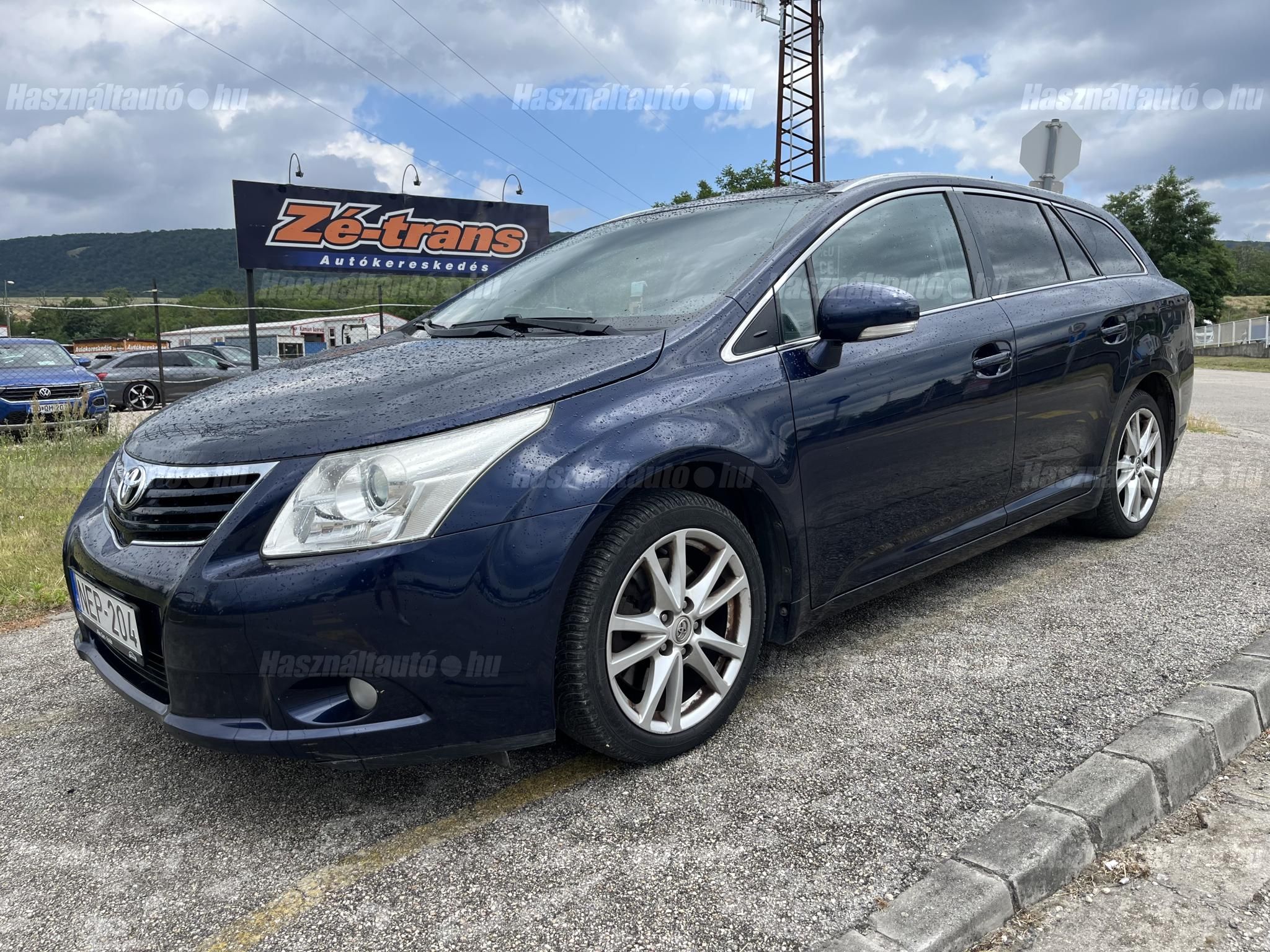 TOYOTA AVENSIS 2011/7 - 1