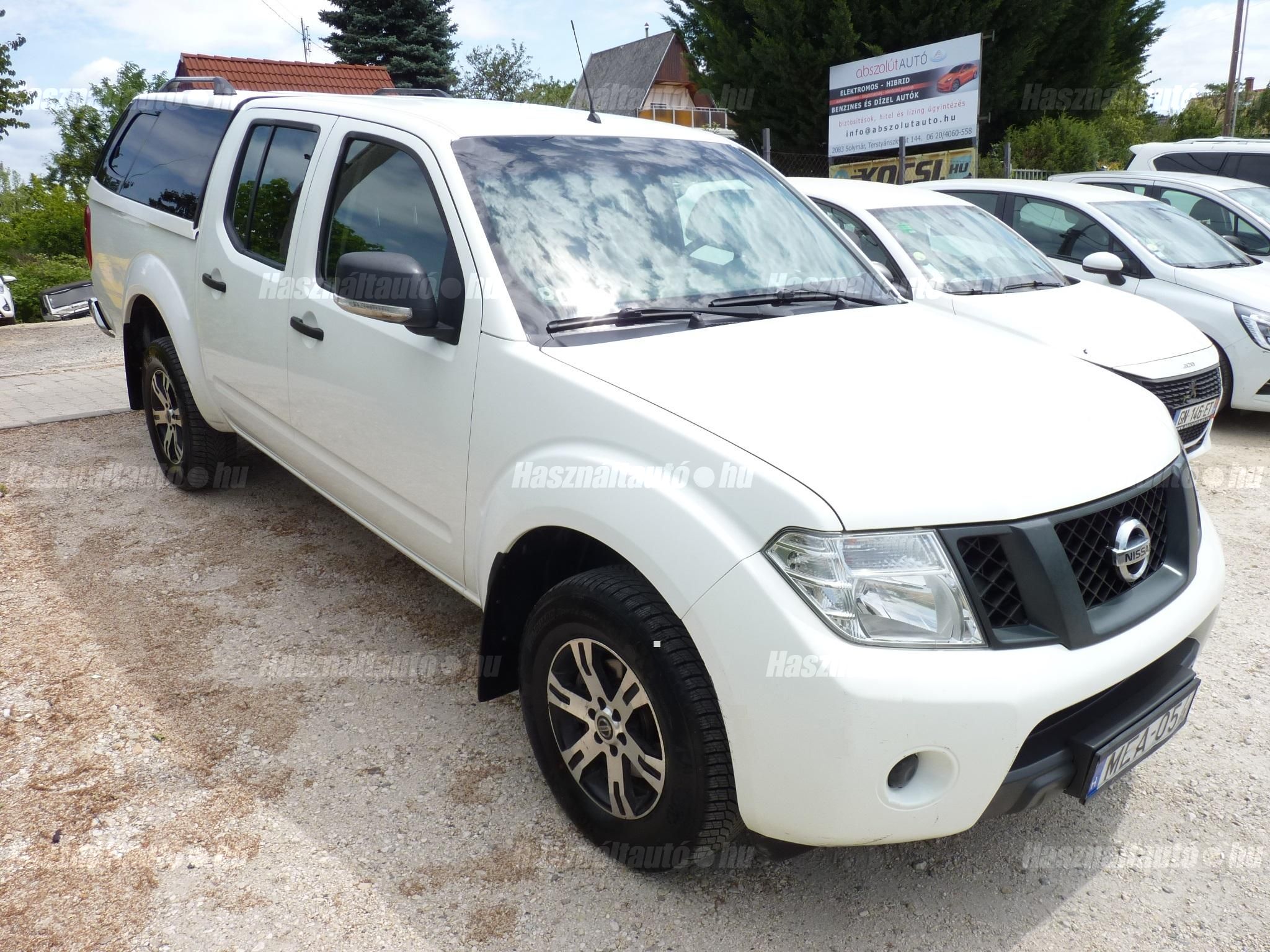 NISSAN NAVARA 2012/8 - 1