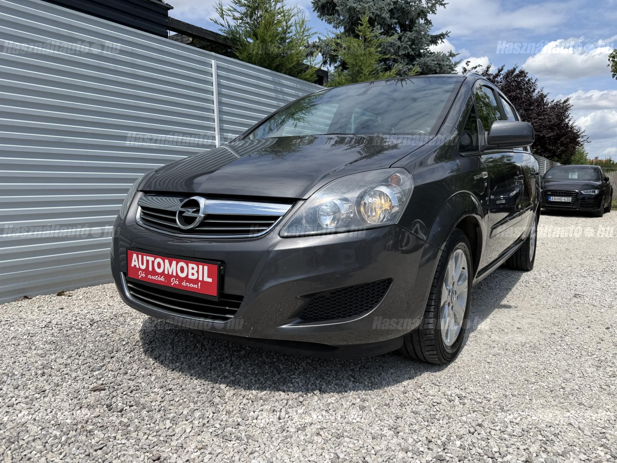 OPEL ZAFIRA B 2010/10 - 1