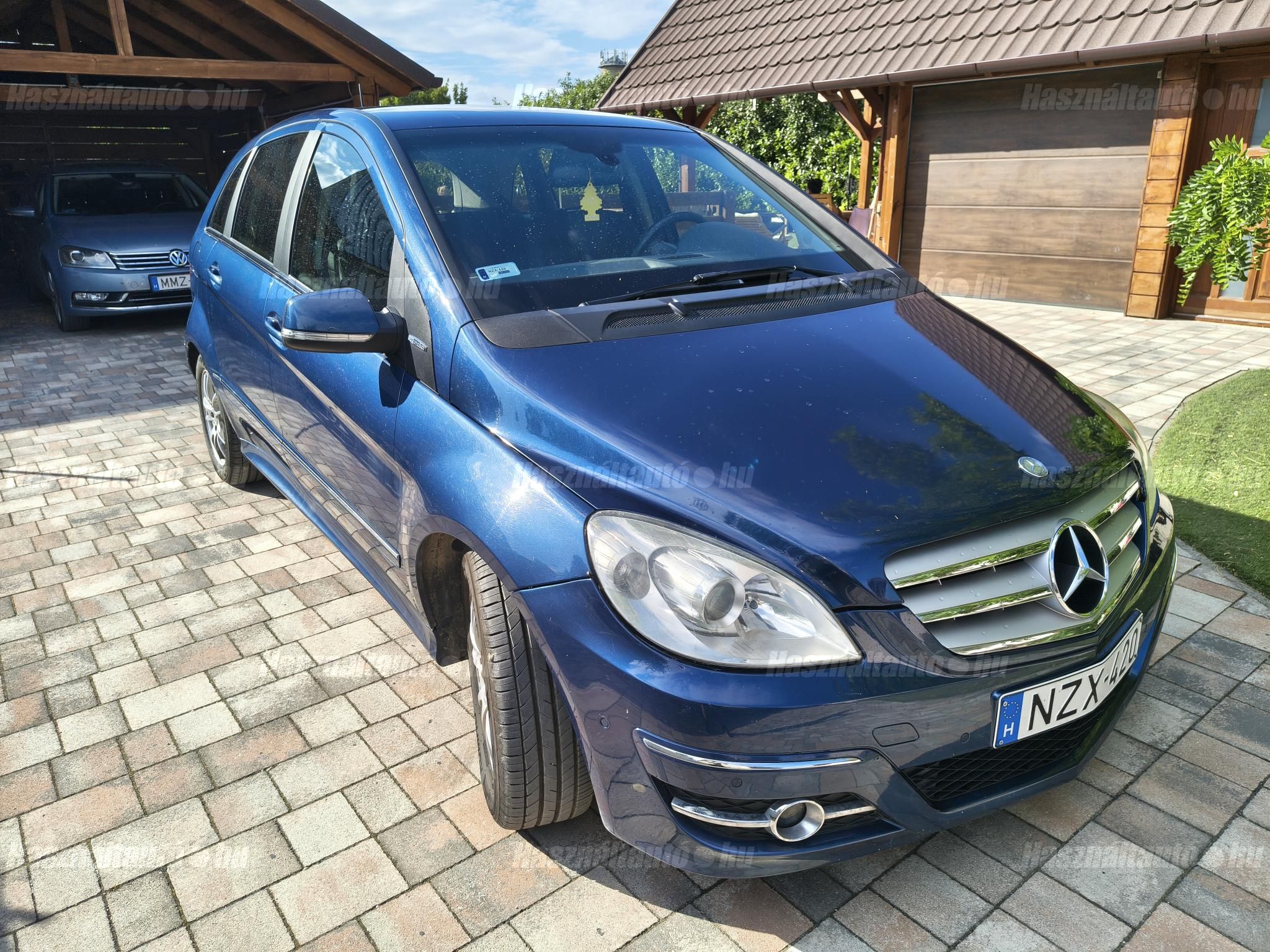 MERCEDES-BENZ B 160 2009/10 - 1