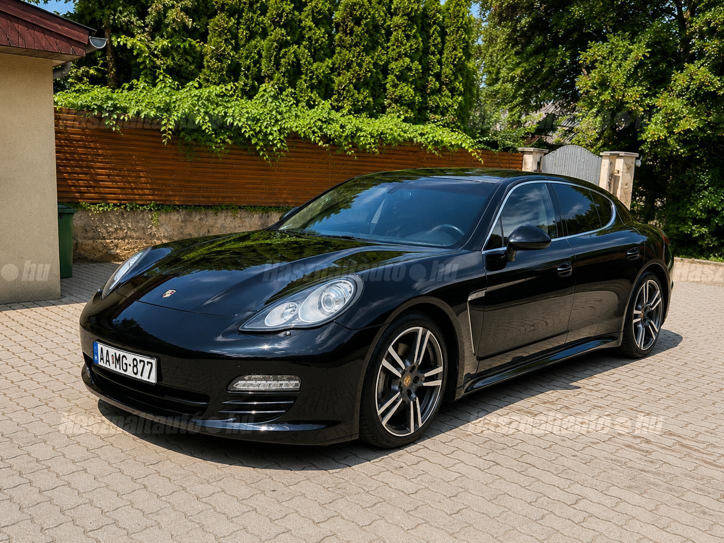PORSCHE PANAMERA 2010/8 - 1