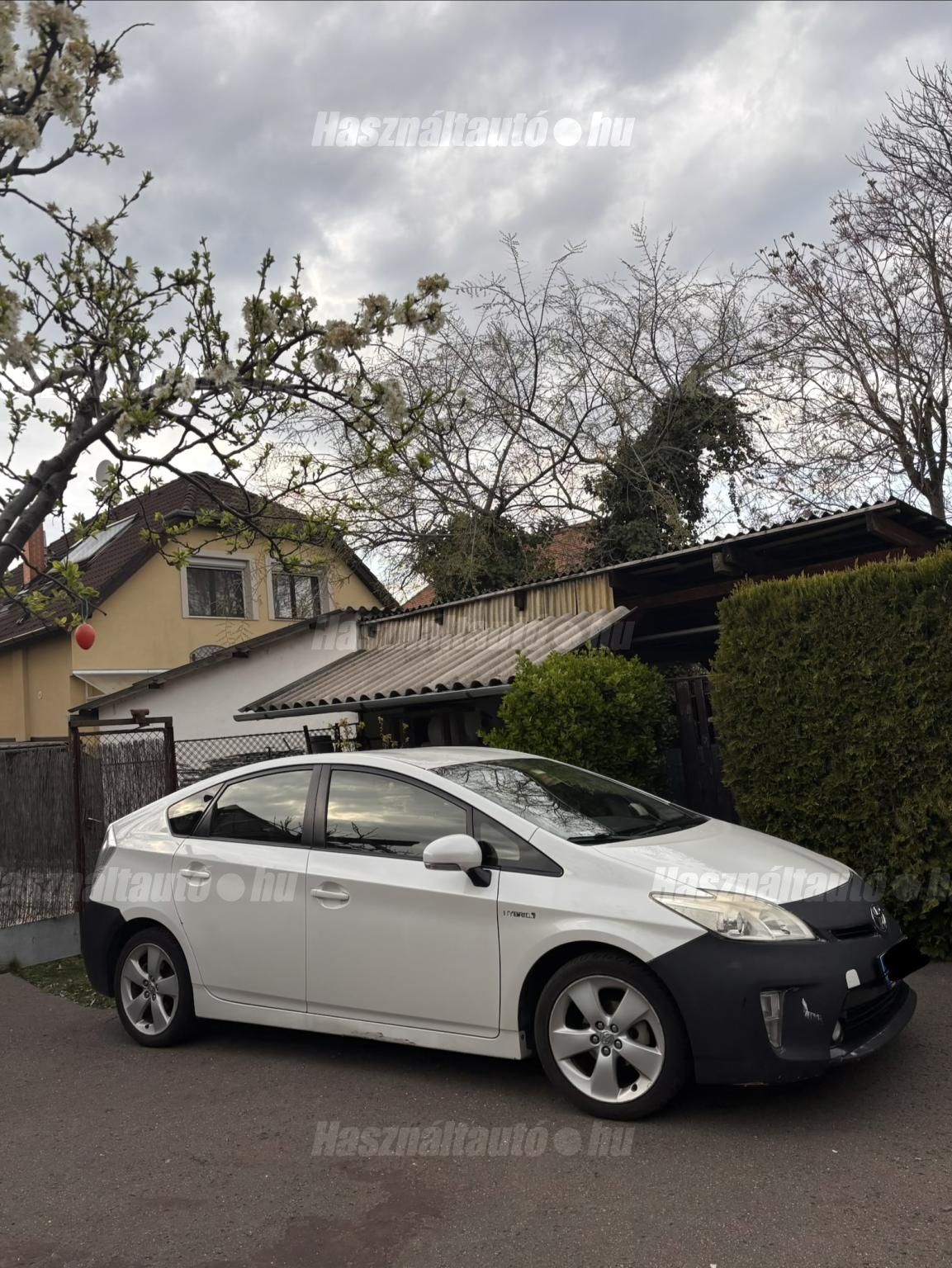 TOYOTA PRIUS 2013/4 - 1