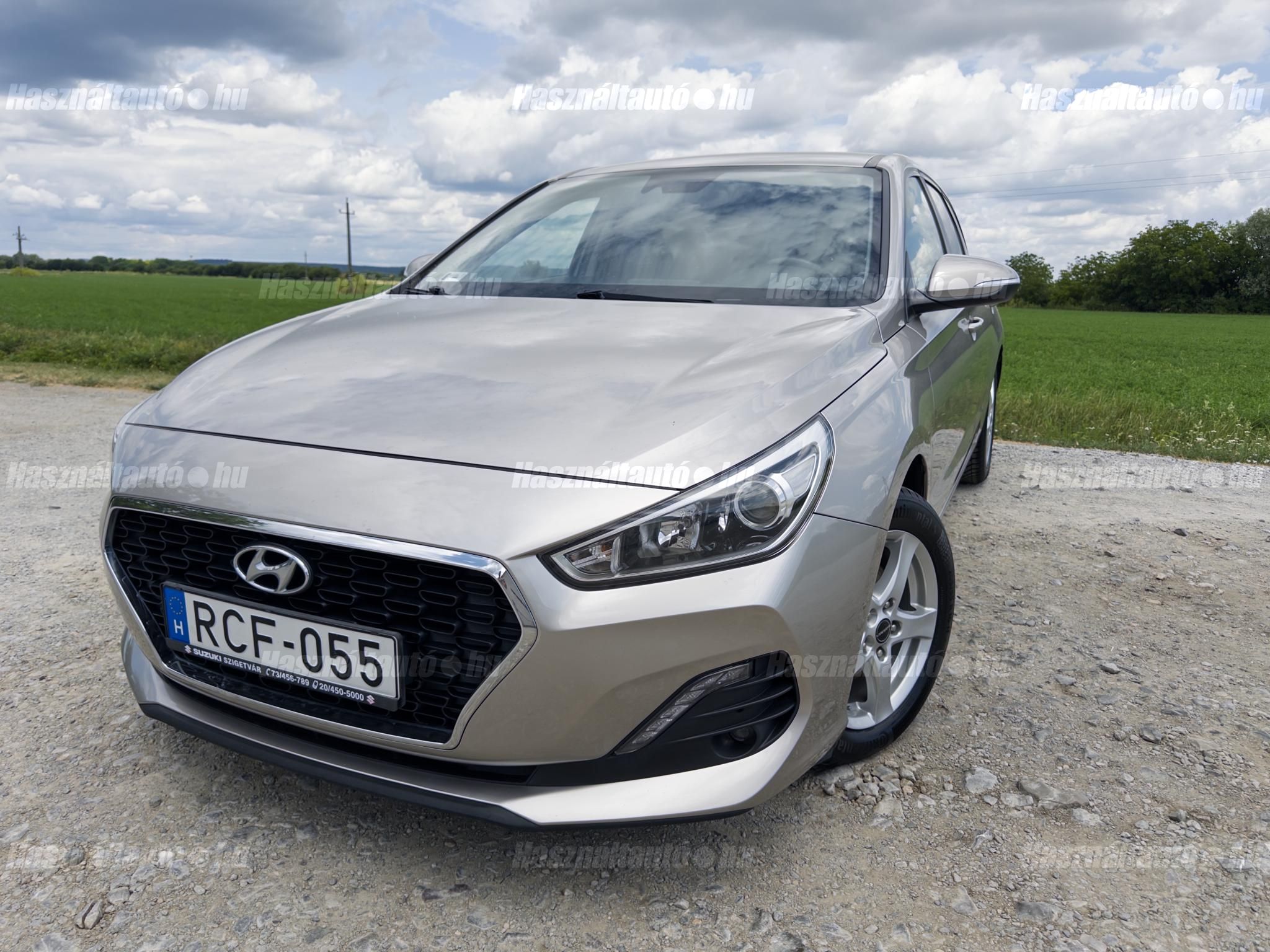 HYUNDAI I30 2018/9 - 1