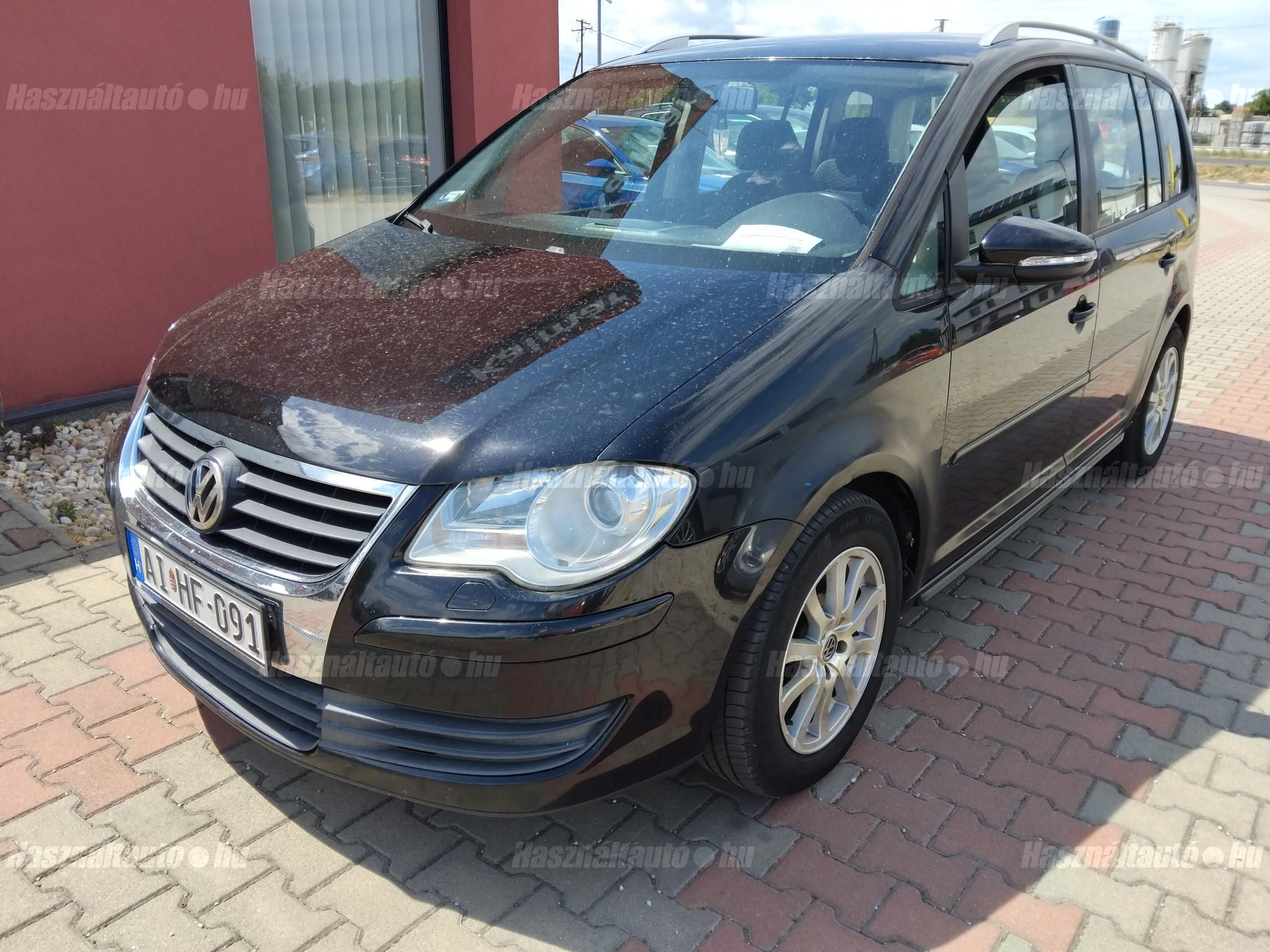 VOLKSWAGEN TOURAN 2010/3 - 1