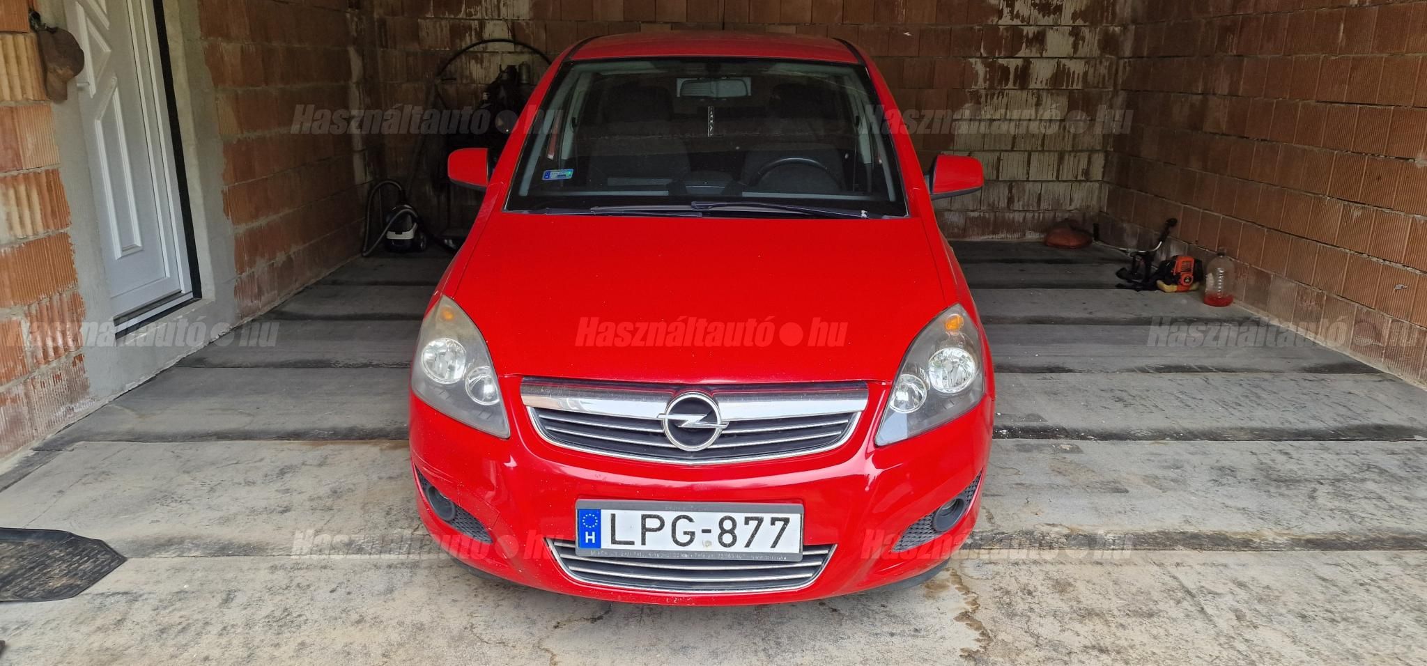 OPEL ZAFIRA B 2011/2 - 1