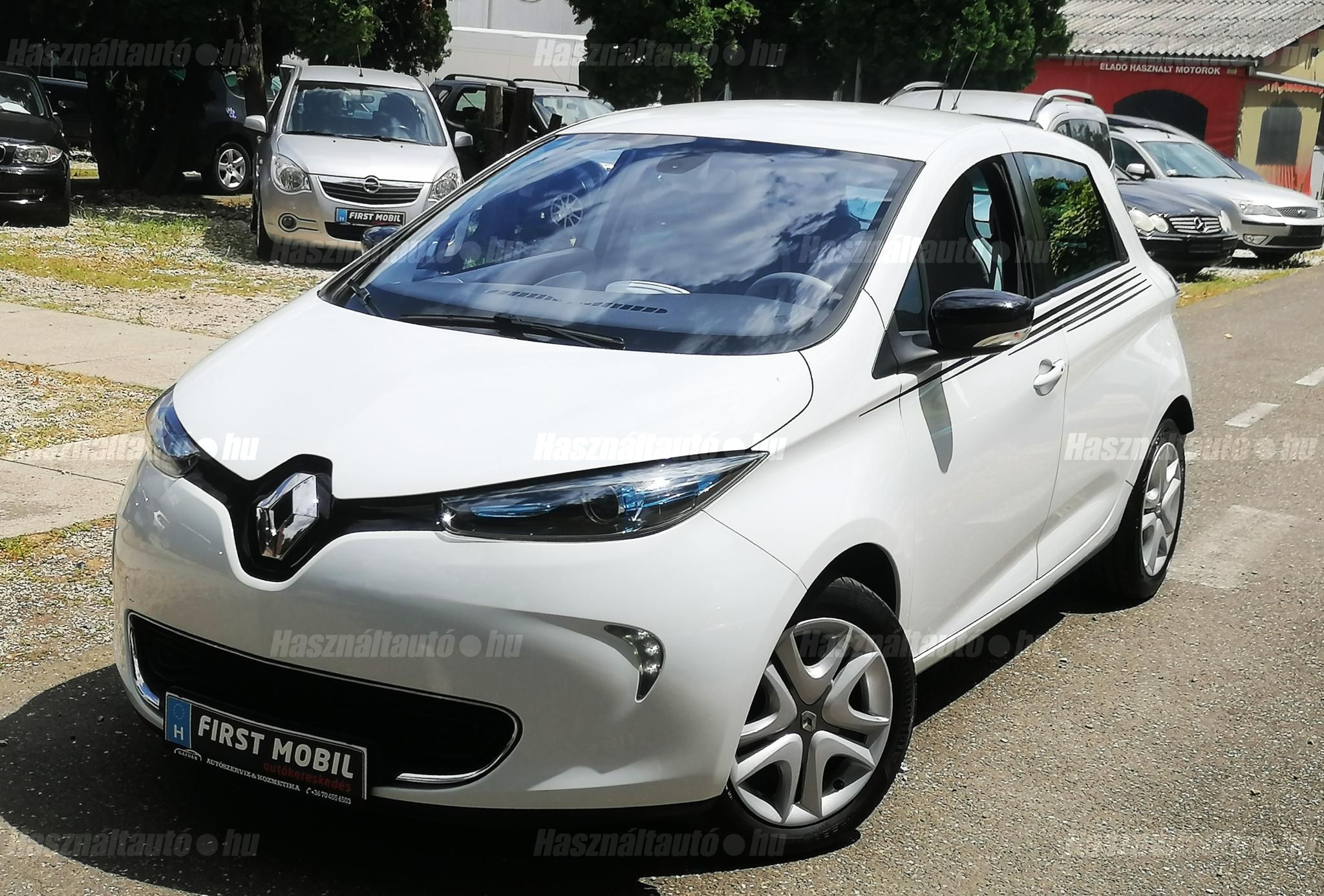 RENAULT ZOE 2015/6 - 1