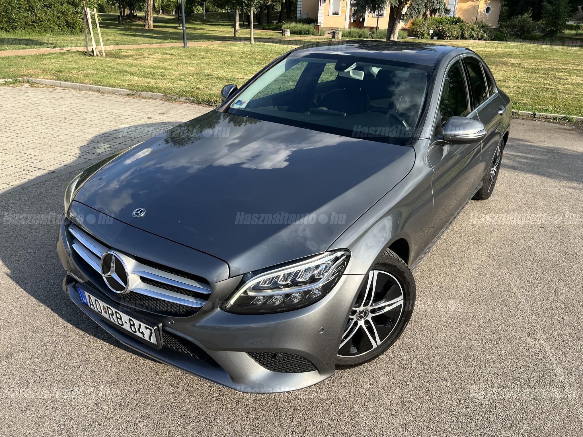 MERCEDES-BENZ C 180 2020/9 - 1