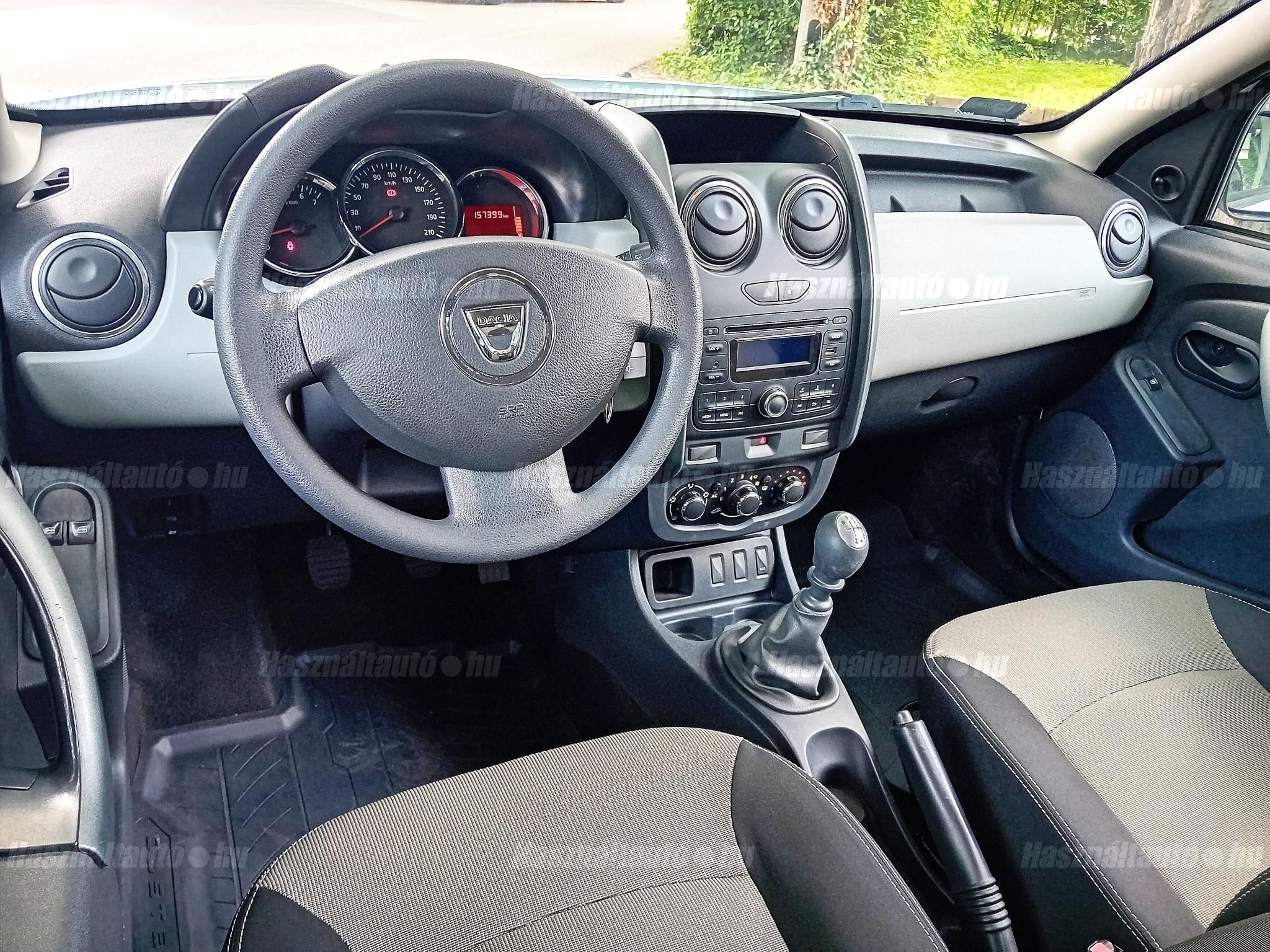 DACIA DUSTER 2014/4 - 1