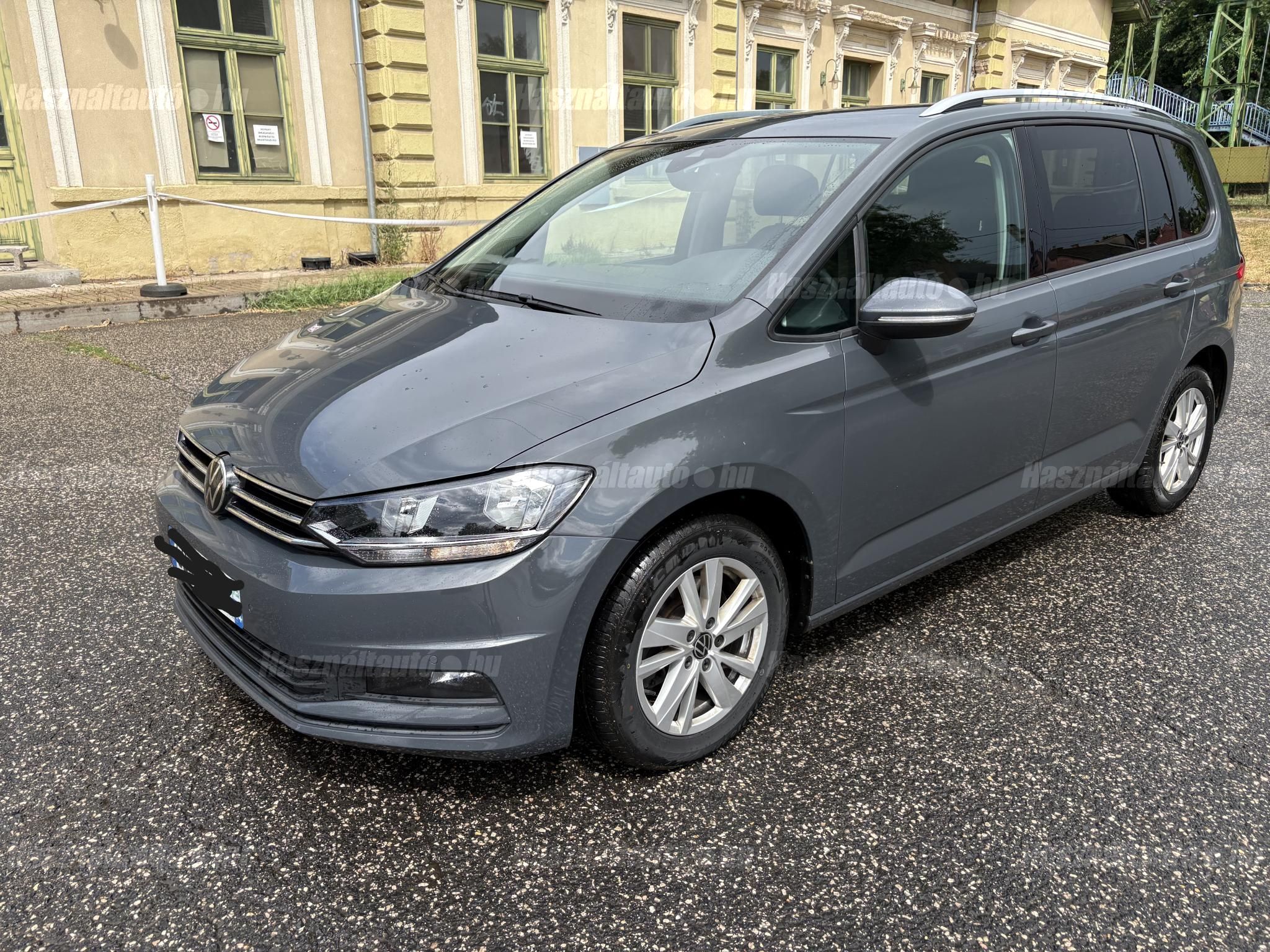 VOLKSWAGEN TOURAN 2023/6 - 1