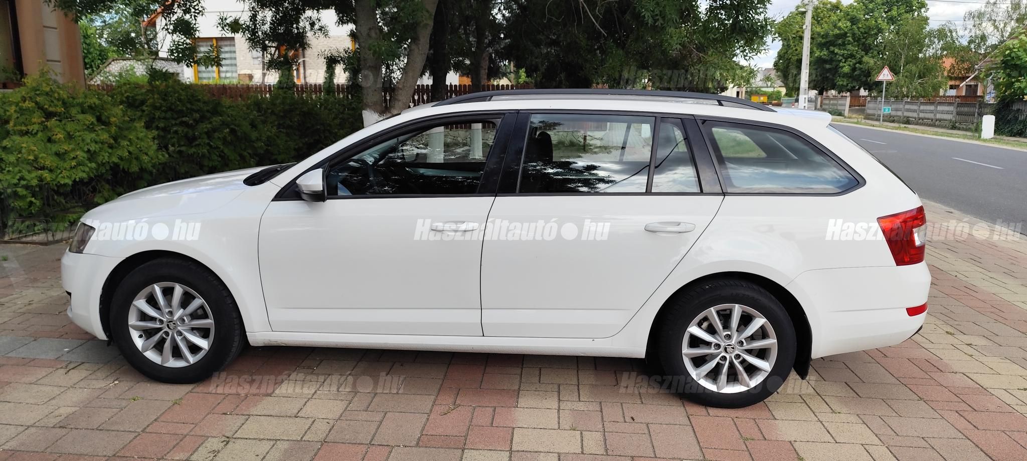SKODA OCTAVIA 2015/8 - 1