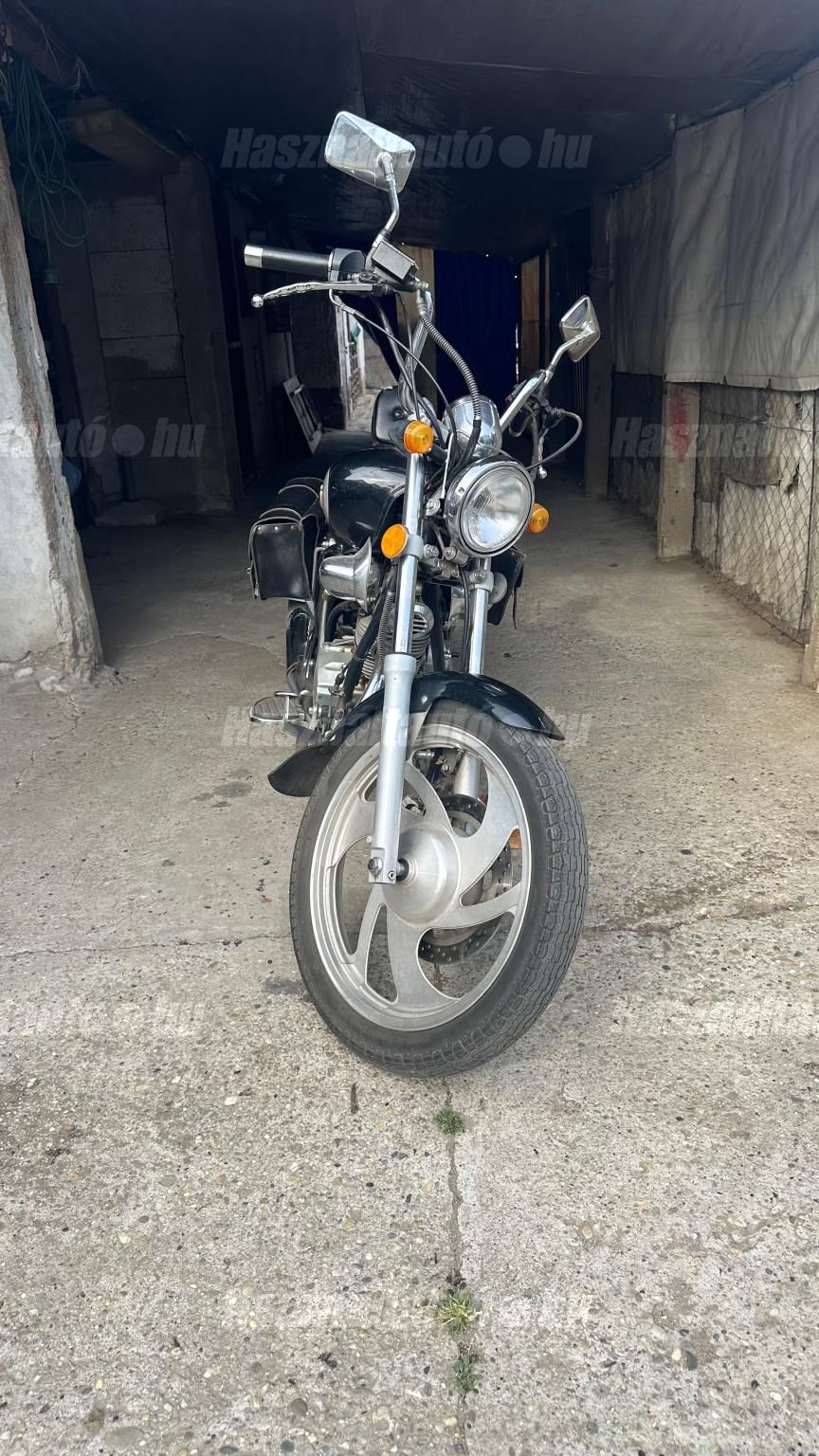 QIANJIANG QJ150-B 2002/7 - 1
