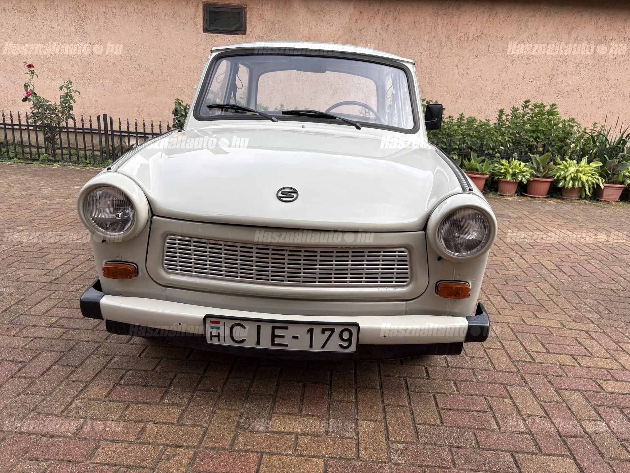 TRABANT 601 1985/4 - 1