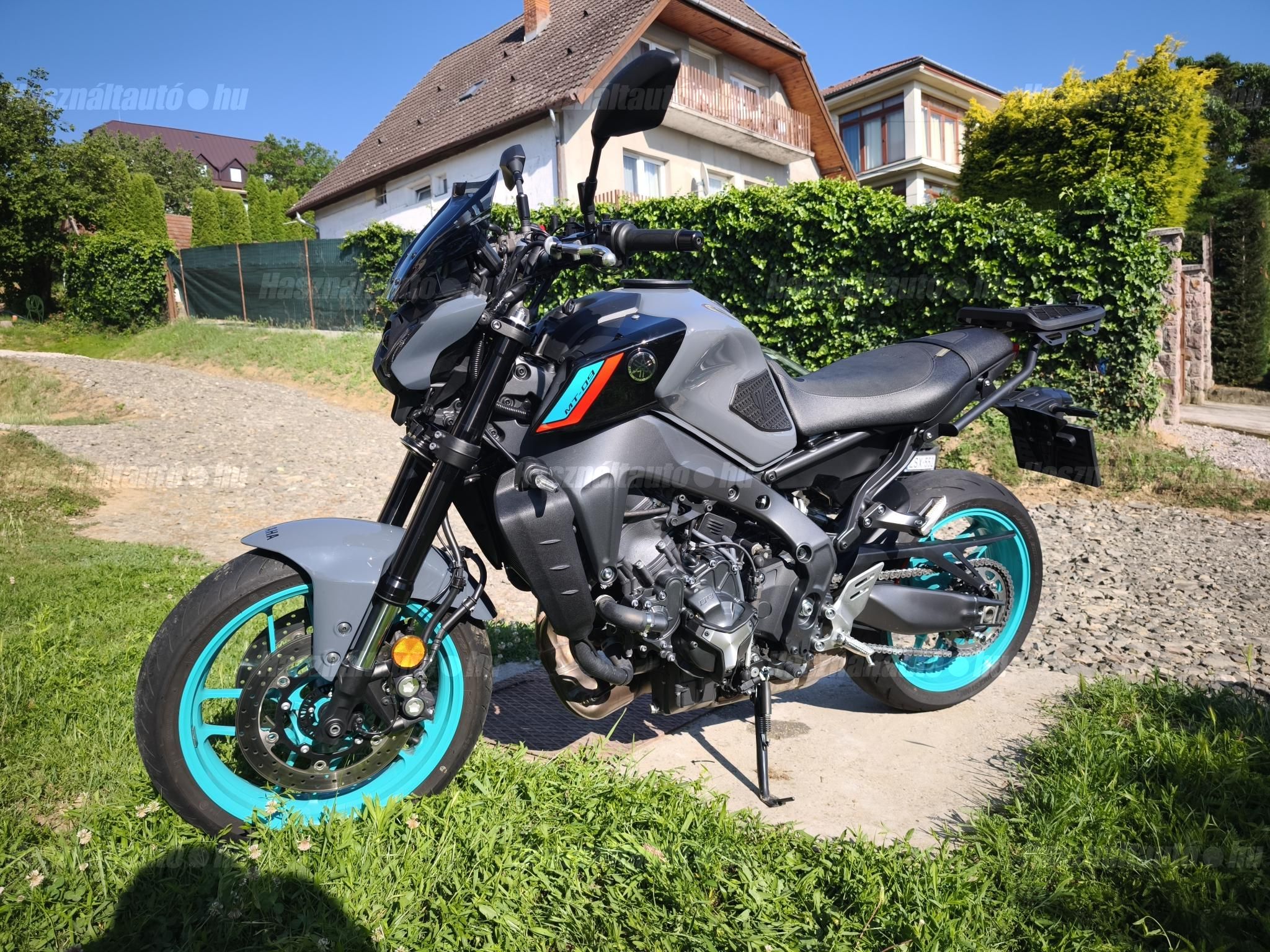 YAMAHA MT-09 2022/6 - 1