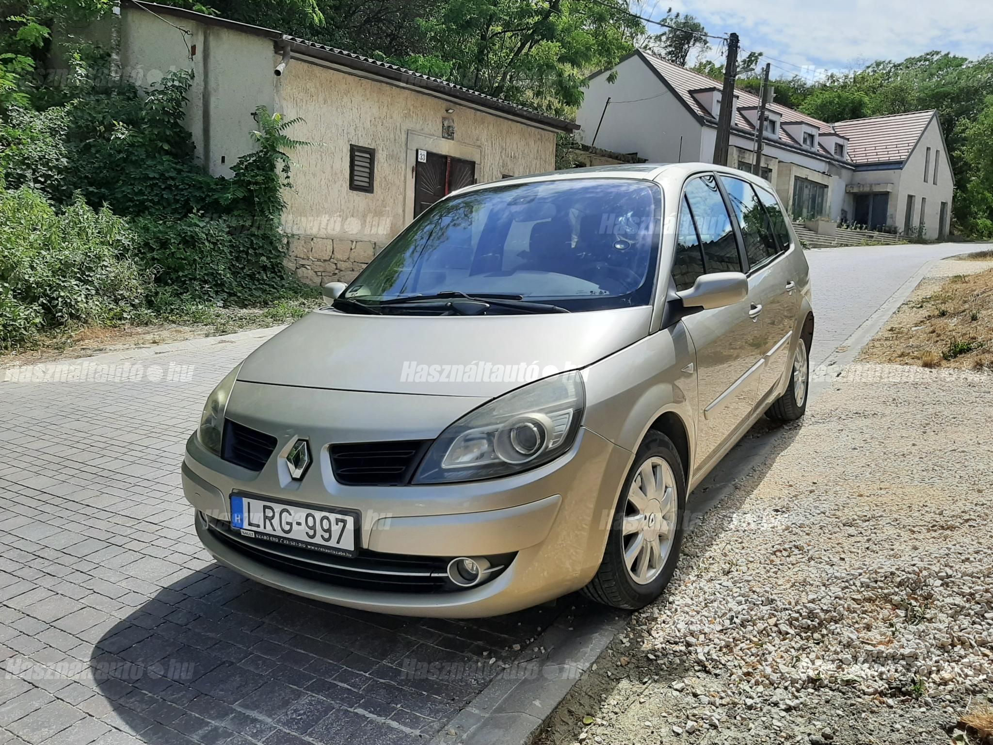RENAULT GRAND SCENIC 2006/9 - 1